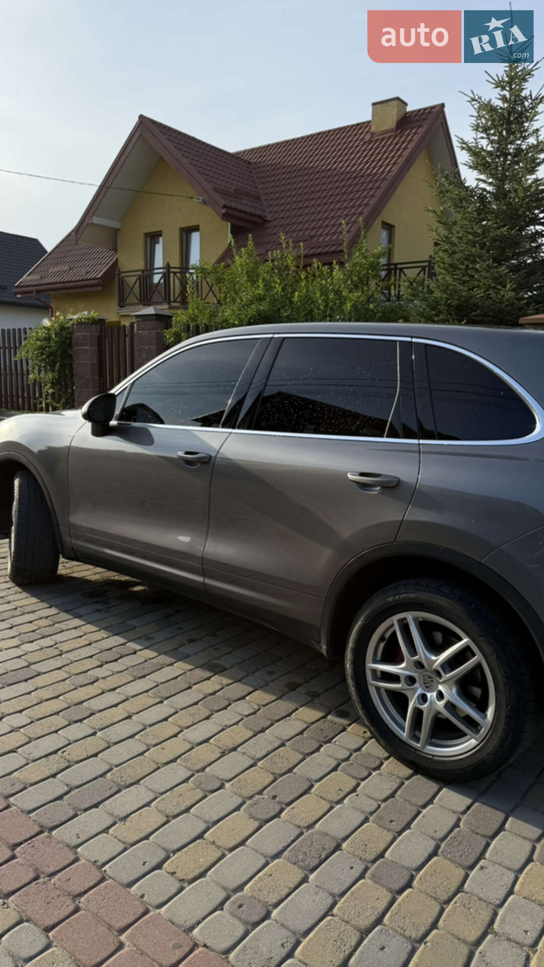 Porsche Cayenne 2013 VIN WP1AF2A26ELA32695 фото оголошення 2 з 13