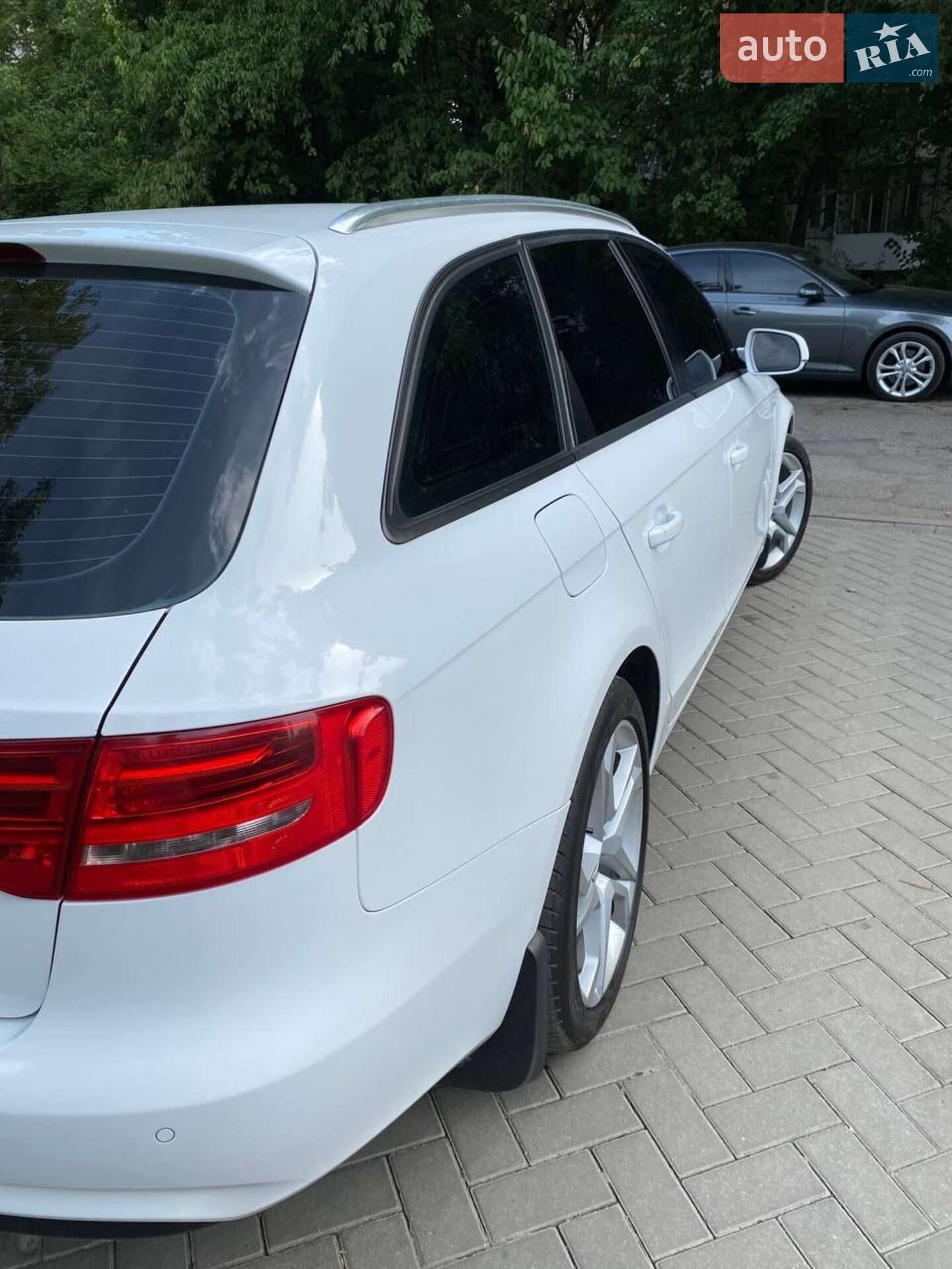 Audi A4 2014 VIN WAUZZZ8K3FA030309 фото оголошення 2 з 19