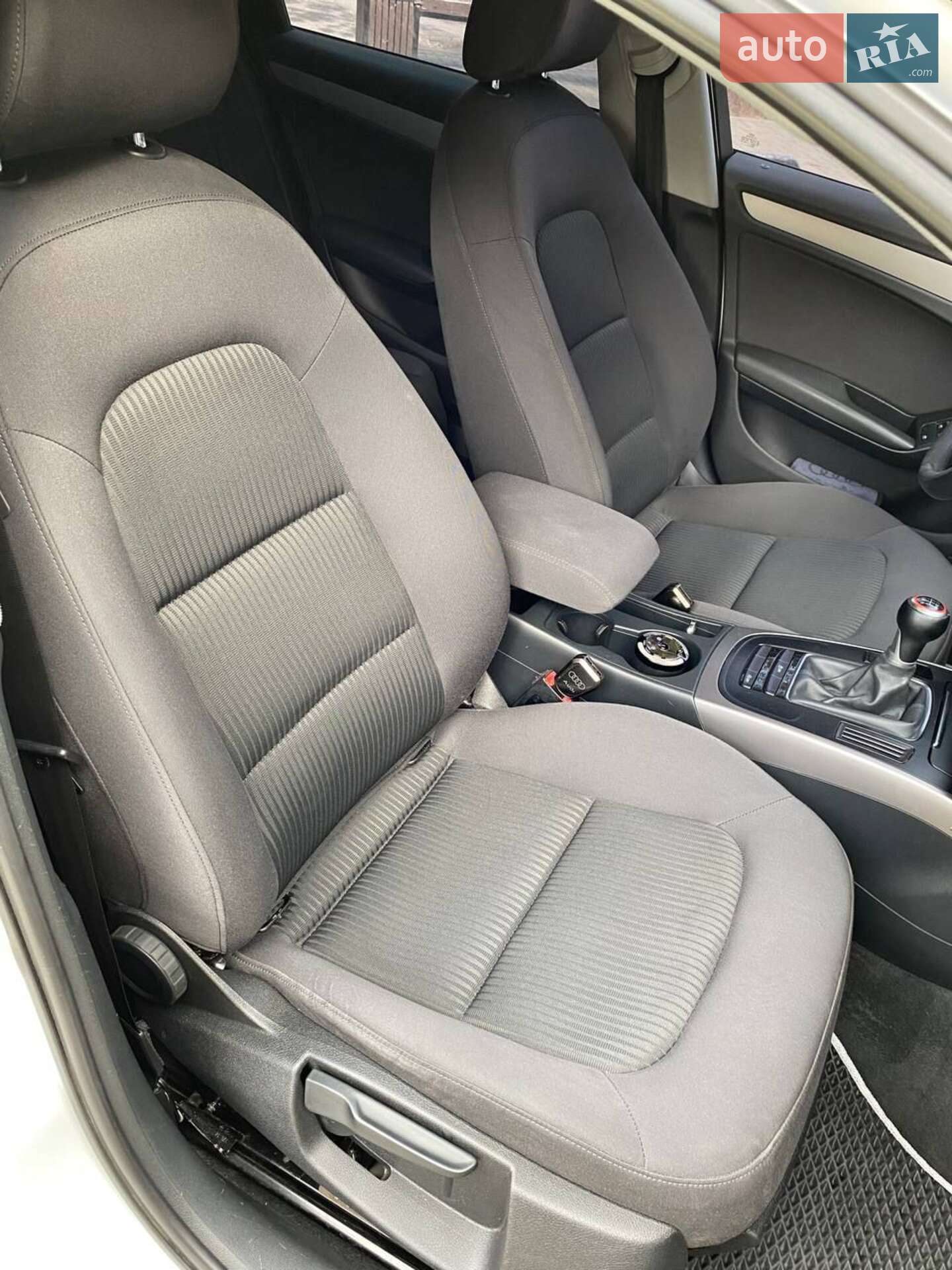 Audi A4 2014 VIN WAUZZZ8K3FA030309 фото оголошення 14 з 19