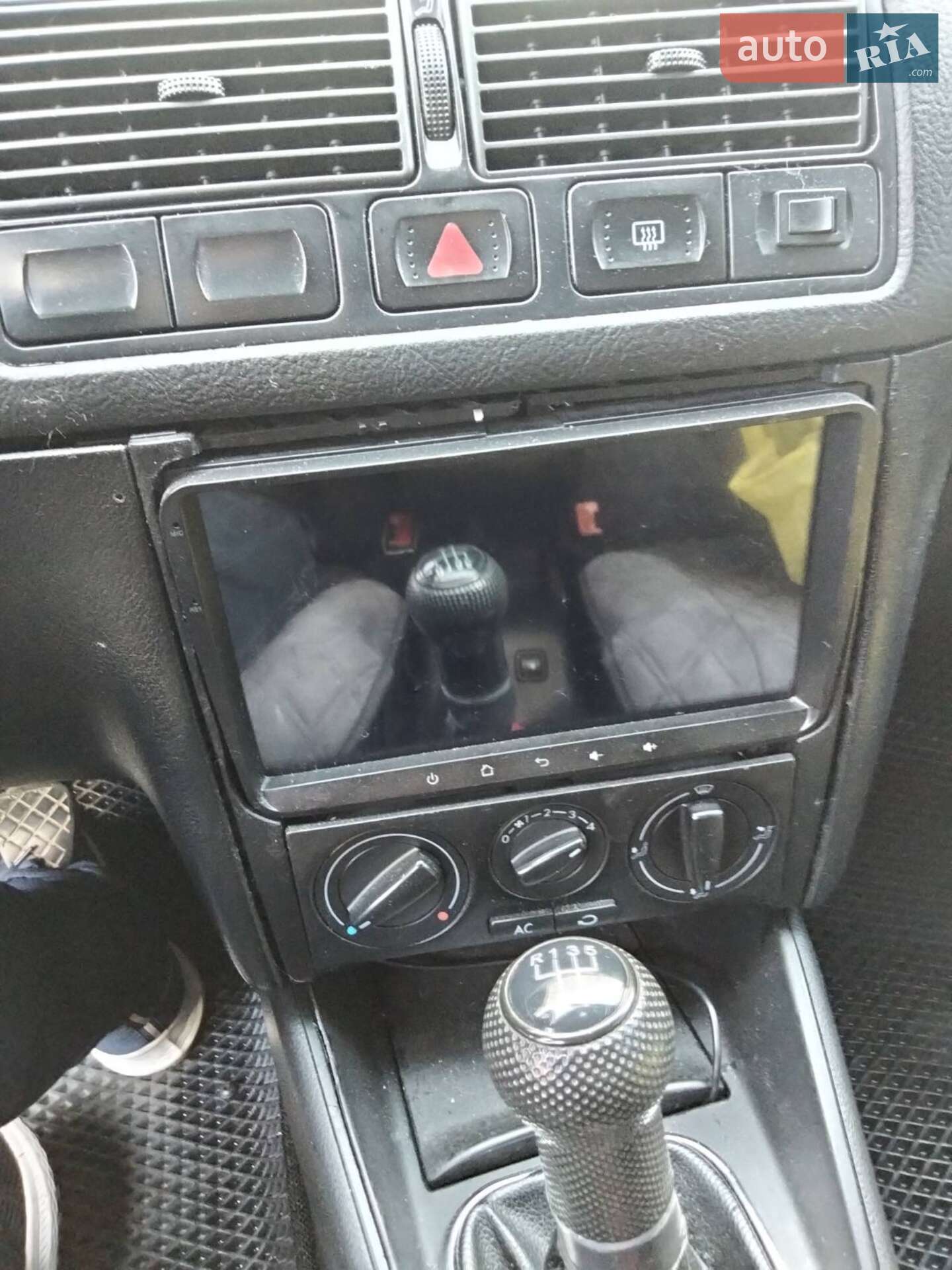 Volkswagen Golf 2002 VIN WVWZZZ1JZ3B077194 фото оголошення 4 з 17