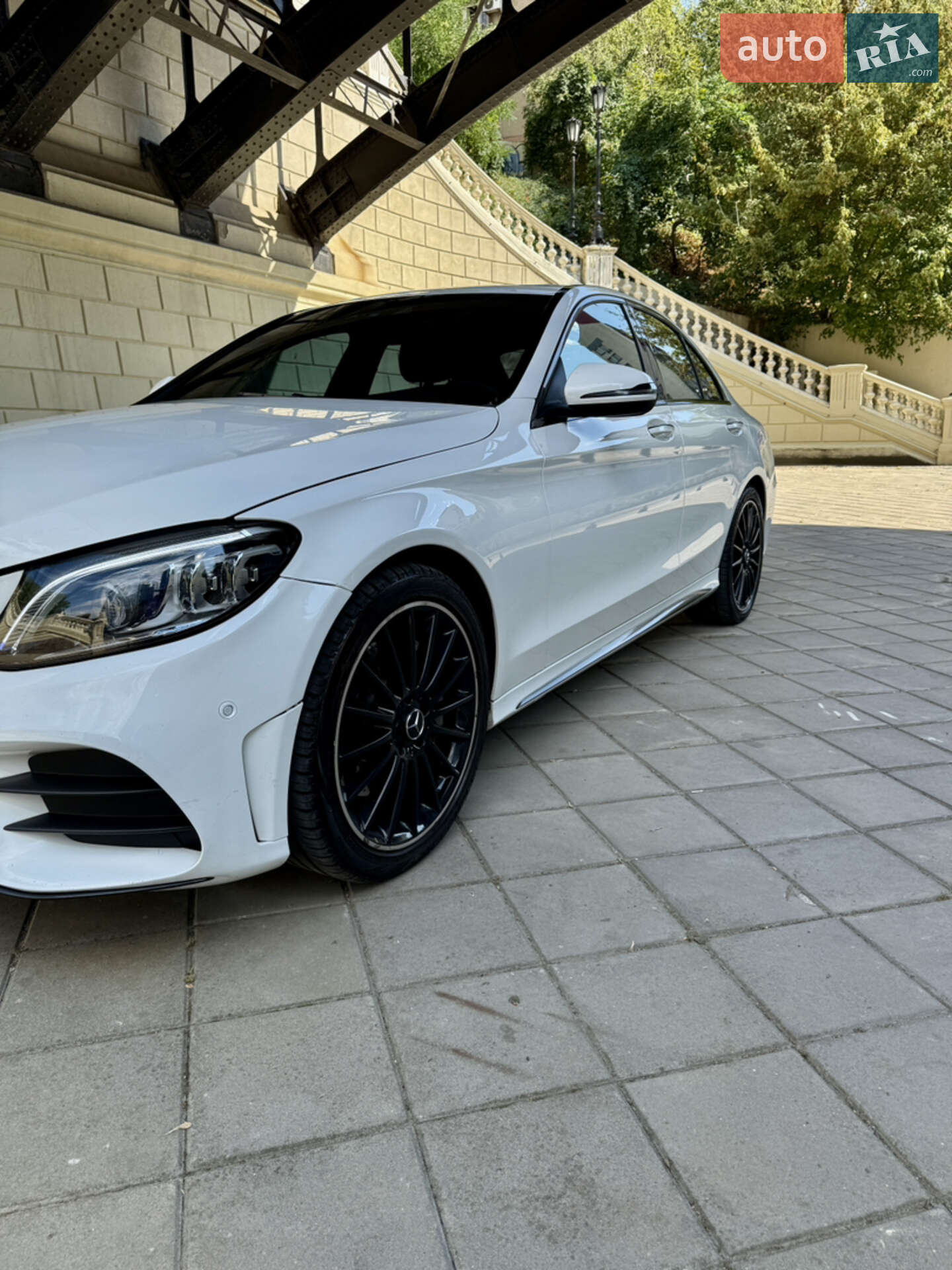 Mercedes-Benz C-Class 2018 VIN WDDWF4HB6JR417891 фото оголошення 5 з 52