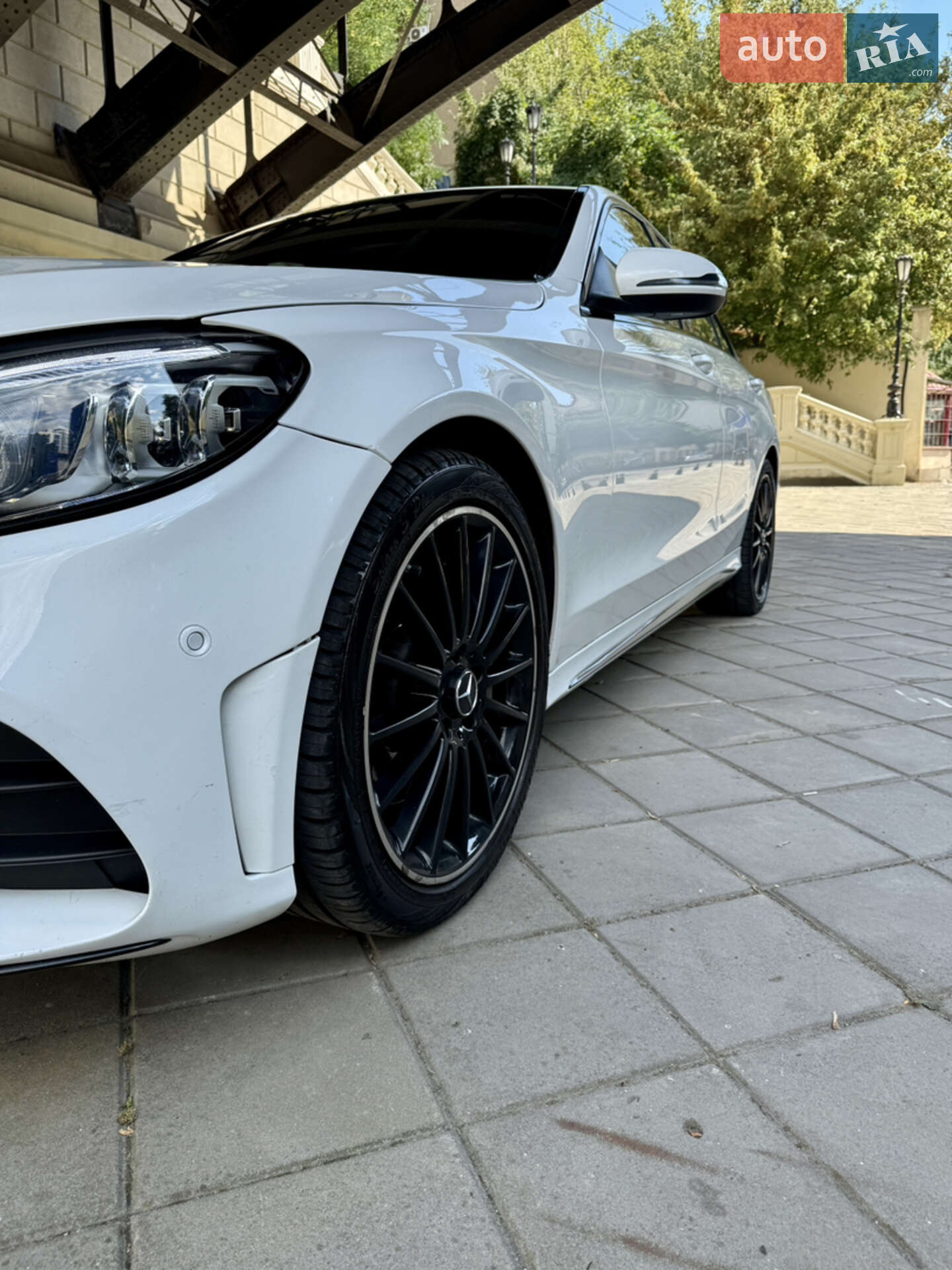 Mercedes-Benz C-Class 2018 VIN WDDWF4HB6JR417891 фото оголошення 6 з 52