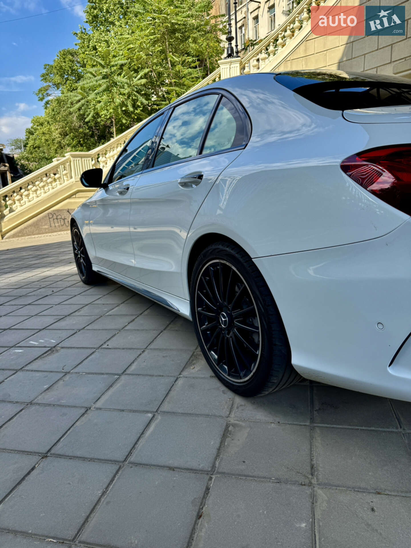 Mercedes-Benz C-Class 2018 VIN WDDWF4HB6JR417891 фото оголошення 21 з 52