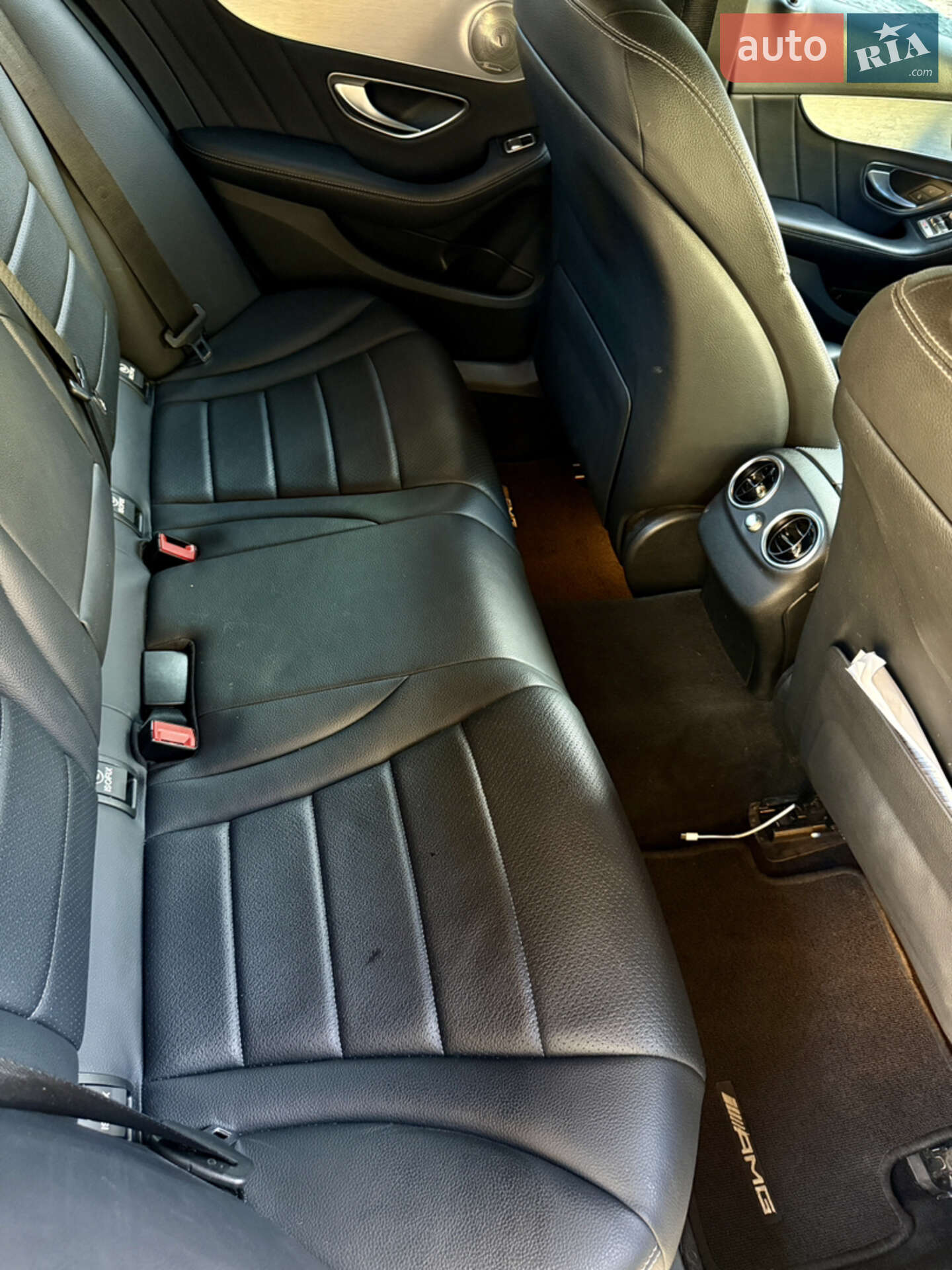 Mercedes-Benz C-Class 2018 VIN WDDWF4HB6JR417891 фото оголошення 23 з 52