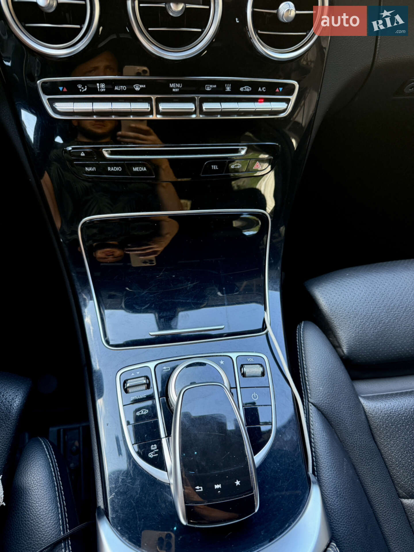 Mercedes-Benz C-Class 2018 VIN WDDWF4HB6JR417891 фото оголошення 26 з 52