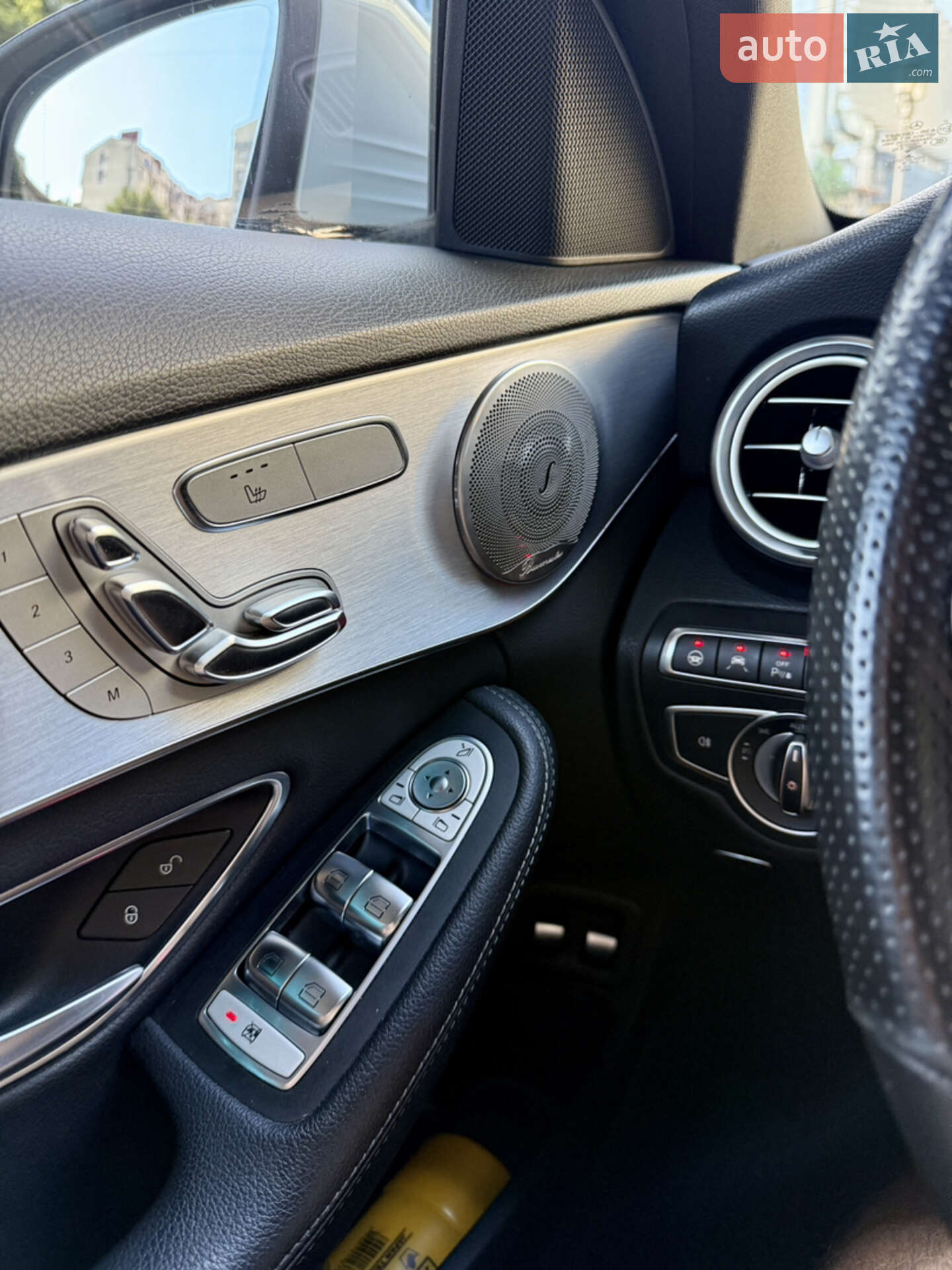 Mercedes-Benz C-Class 2018 VIN WDDWF4HB6JR417891 фото оголошення 28 з 52