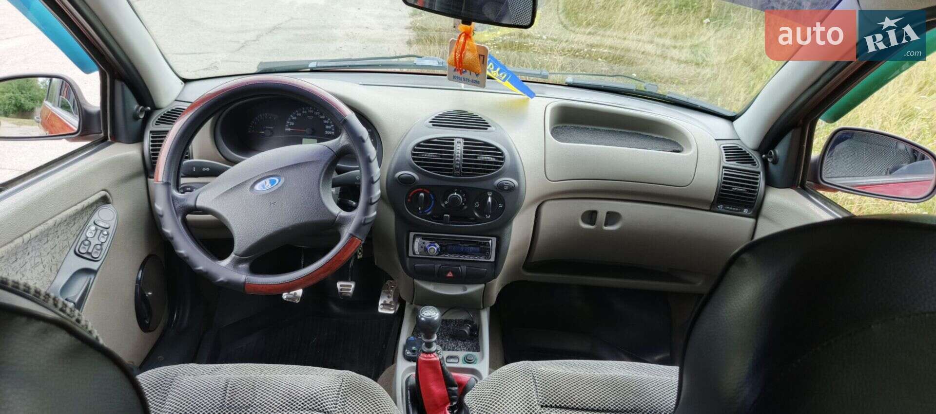 ВАЗ / Lada 1118 Калина 2006 VIN XTA11183060044507 фото оголошення 2 з 7
