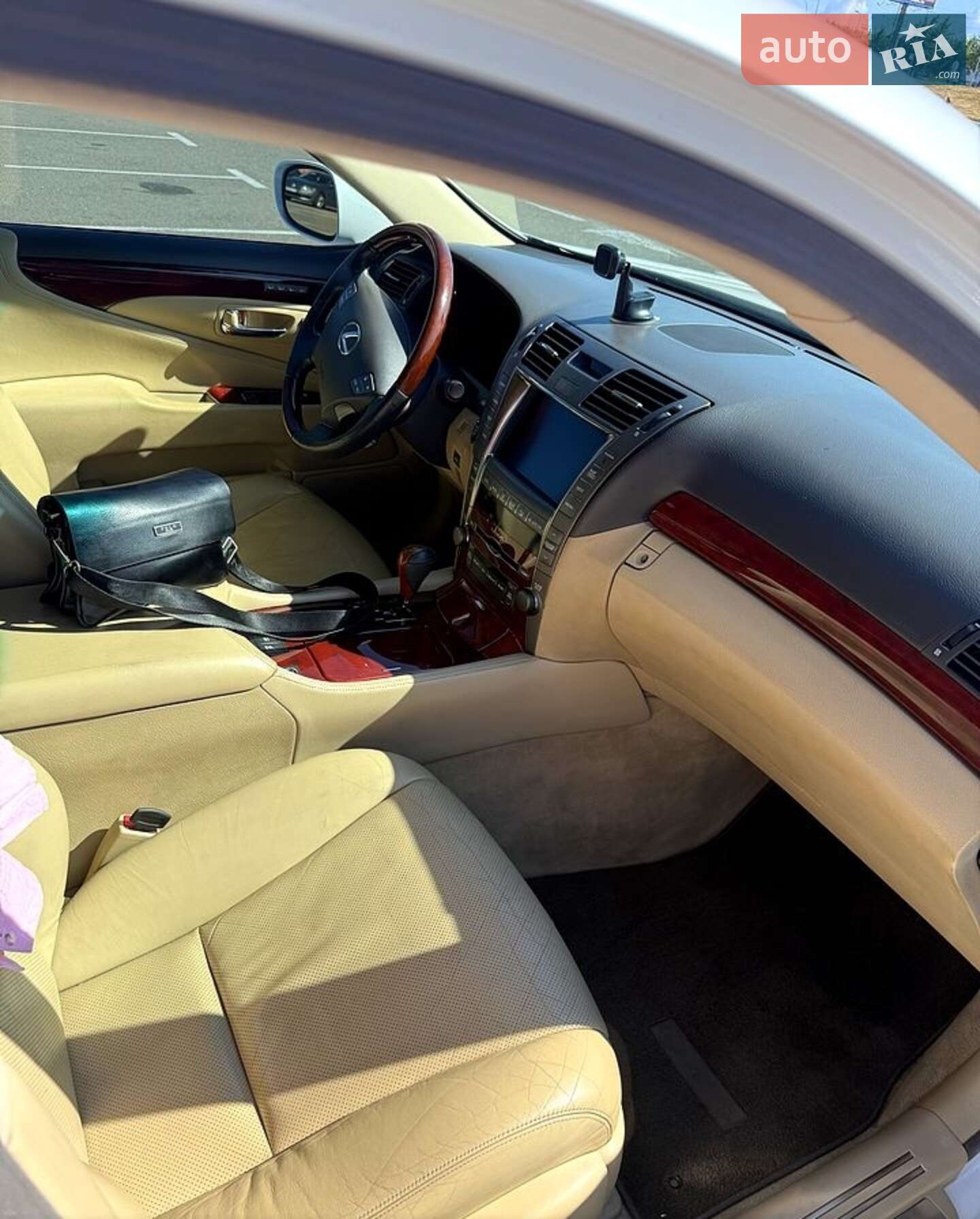 Lexus LS 2009 VIN JTHCL46F195004225 фото оголошення 10 з 12