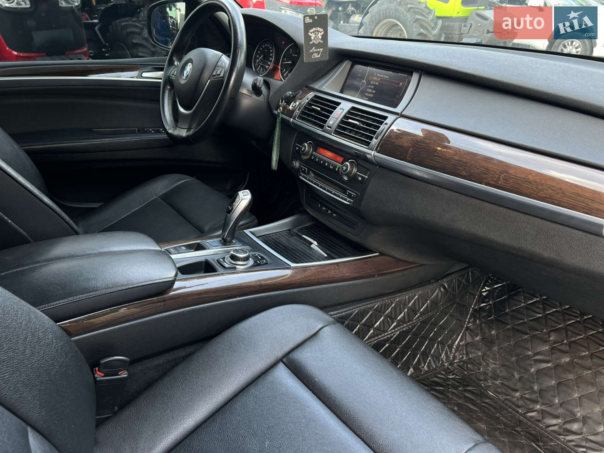 BMW X5 2012 VIN WBAZW41080L833617 фото оголошення 9 з 26