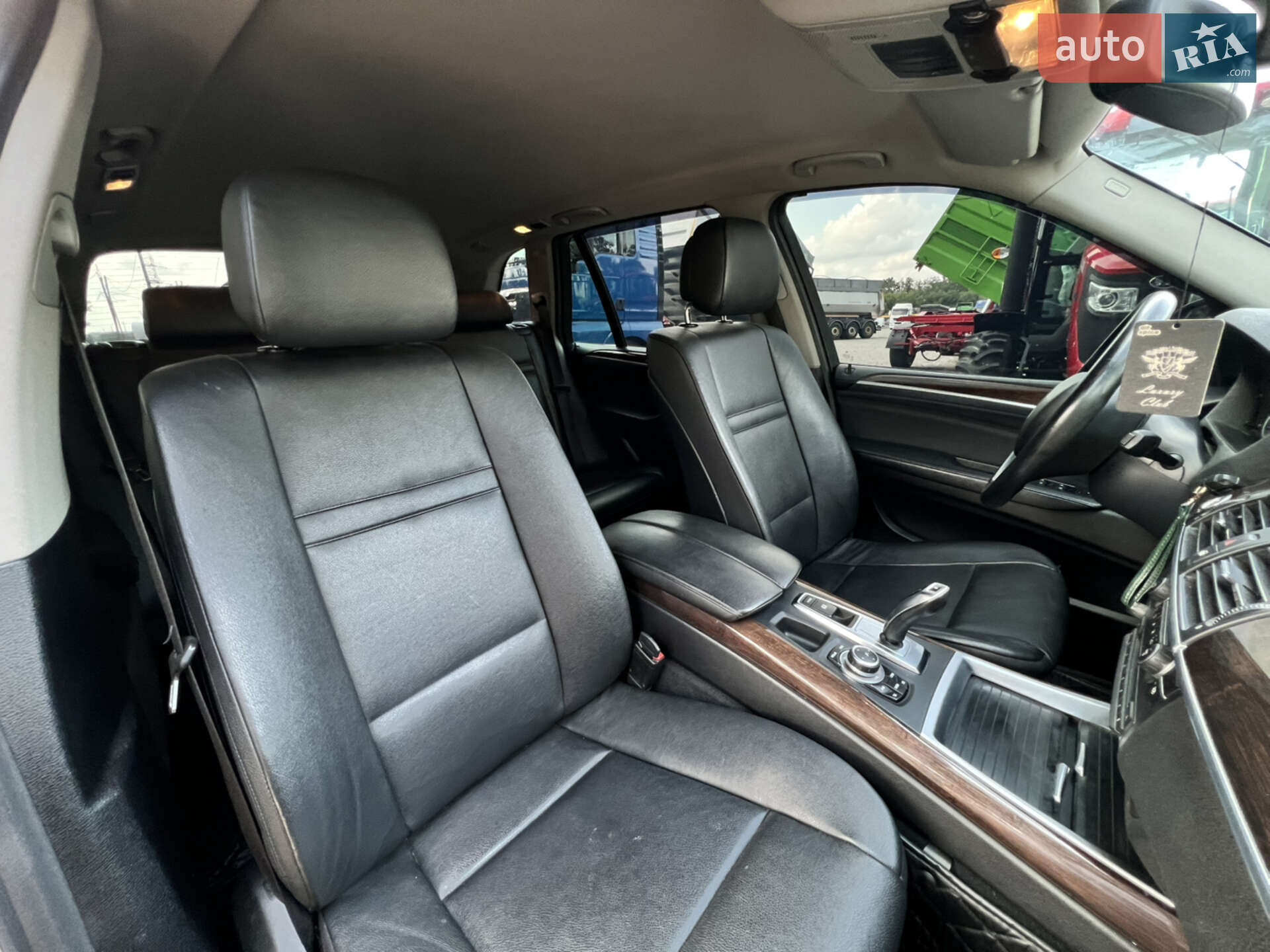 BMW X5 2012 VIN WBAZW41080L833617 фото оголошення 10 з 26