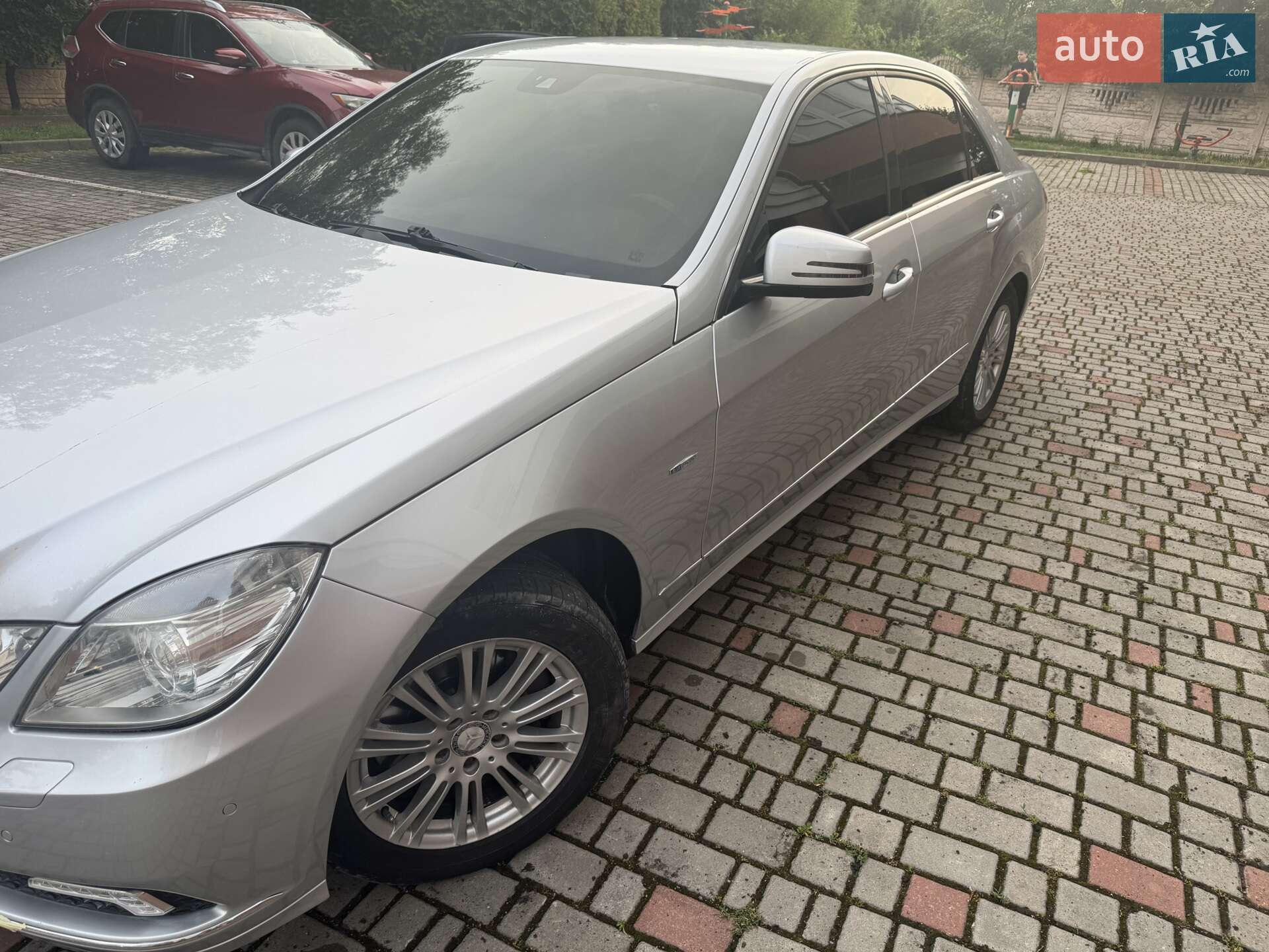 Mercedes-Benz E-Class 2011 VIN WDD2120471A159984 фото оголошення 5 з 15