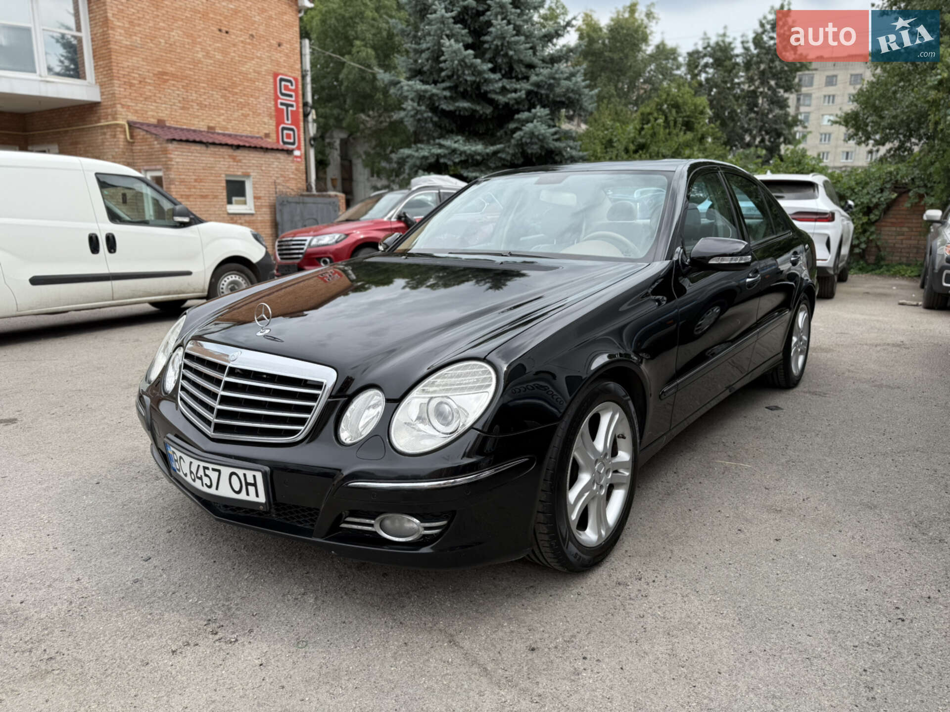 Mercedes-Benz E-Class 2006 VIN WDB2110221A990095 фото оголошення 4 з 13