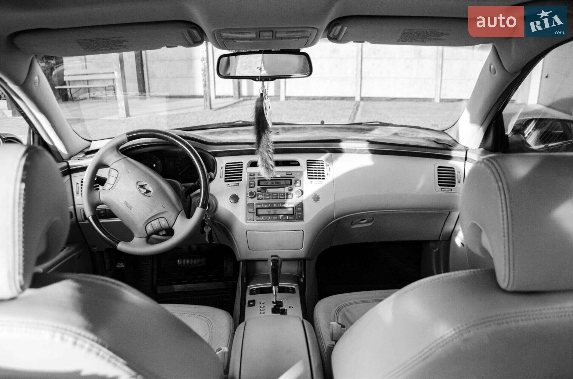 Hyundai Grandeur 2008 VIN KMHFC41DP8A291425 фото оголошення 47 з 61