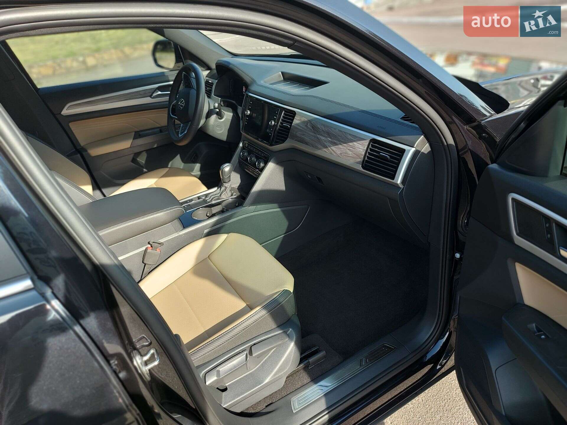 Volkswagen Atlas Cross Sport 2021 VIN 1V2JE2CAXNC205030 фото оголошення 6 з 19
