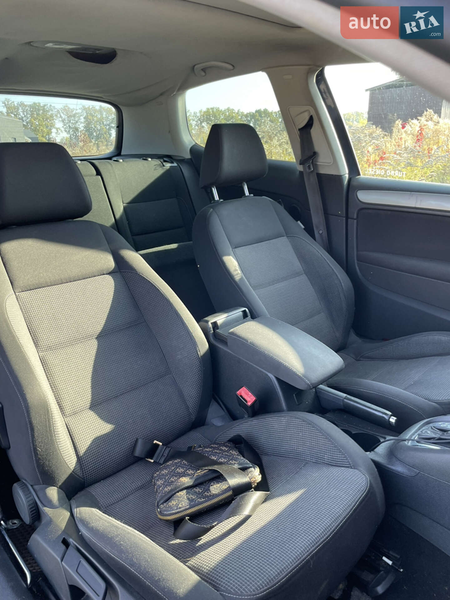 Volkswagen Golf 2012 VIN WVWBM7AJ3CW270113 фото оголошення 2 з 20