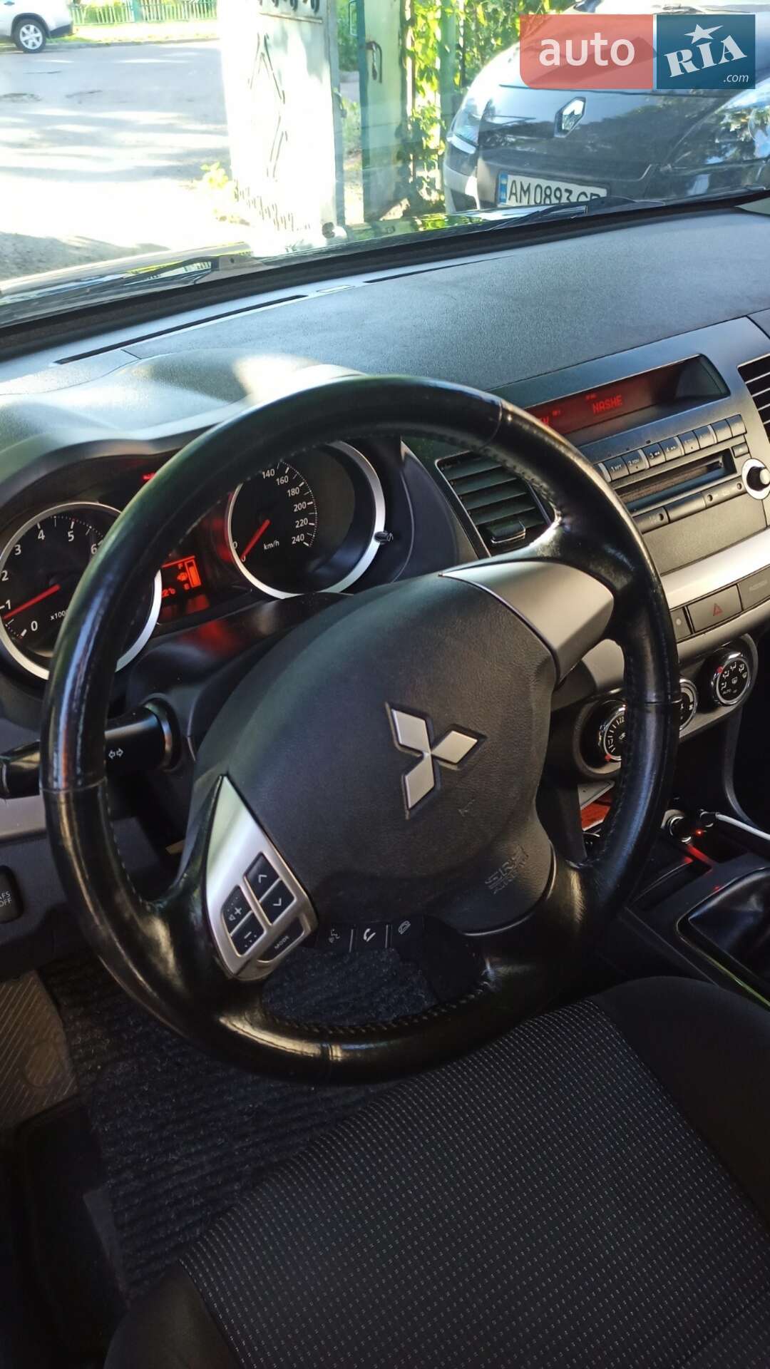 Mitsubishi Lancer 2010 VIN JMBLNCX1ABU001324 фото оголошення 4 з 7