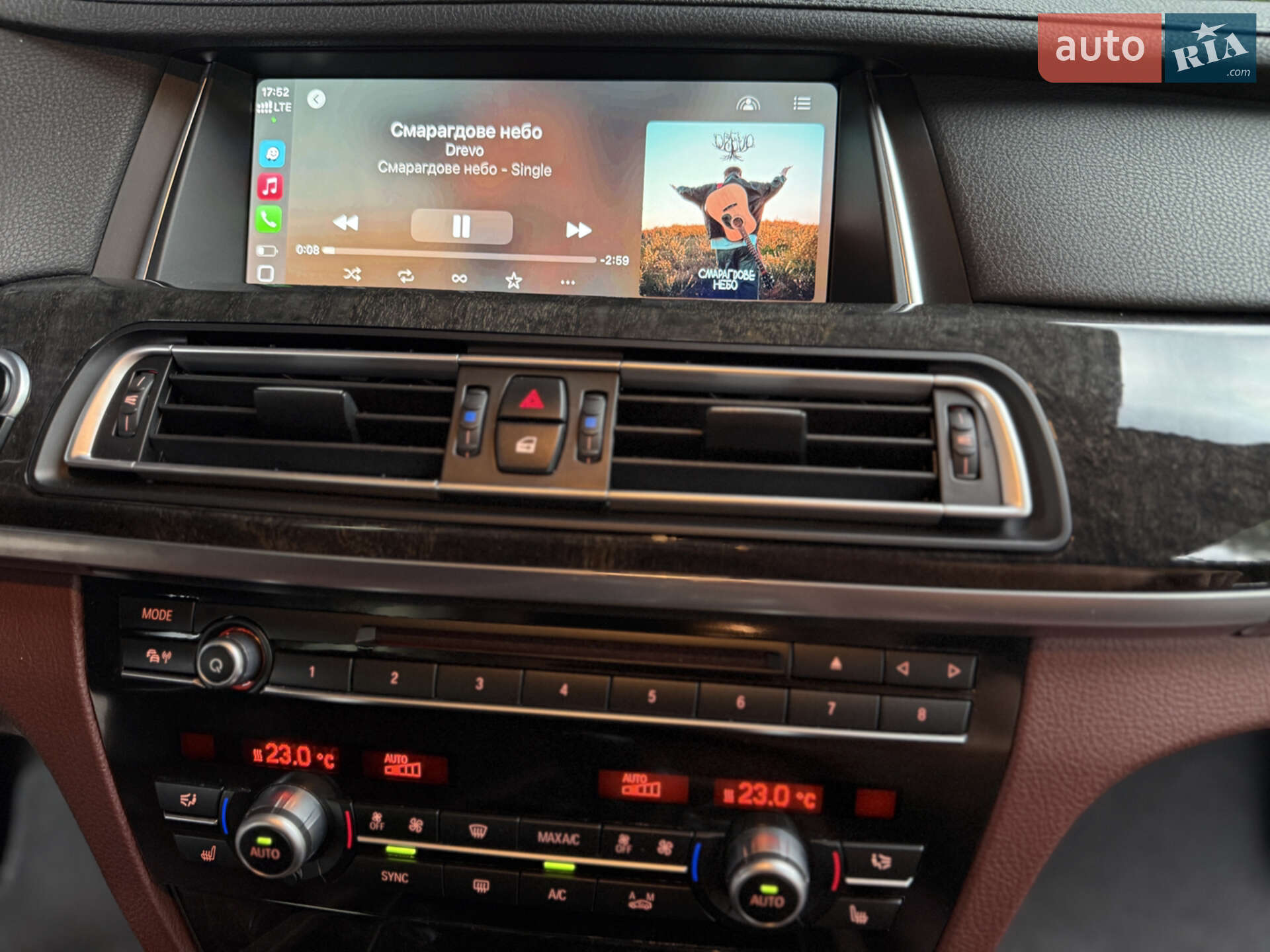 BMW 7 Series 2014 VIN WBAYC41060DZ77505 фото оголошення 13 з 18