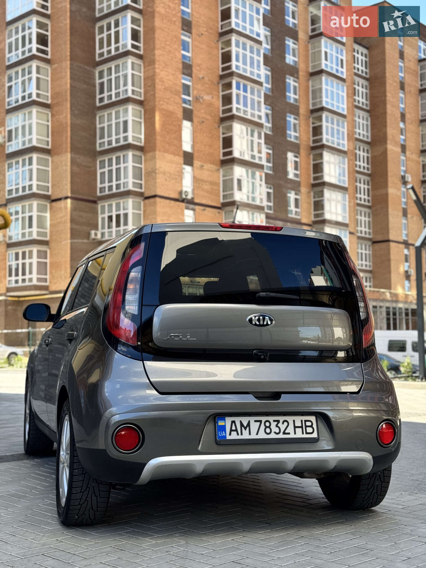 Kia Soul 2017 VIN KNDJP3A55H7504462 фото оголошення 8 з 18