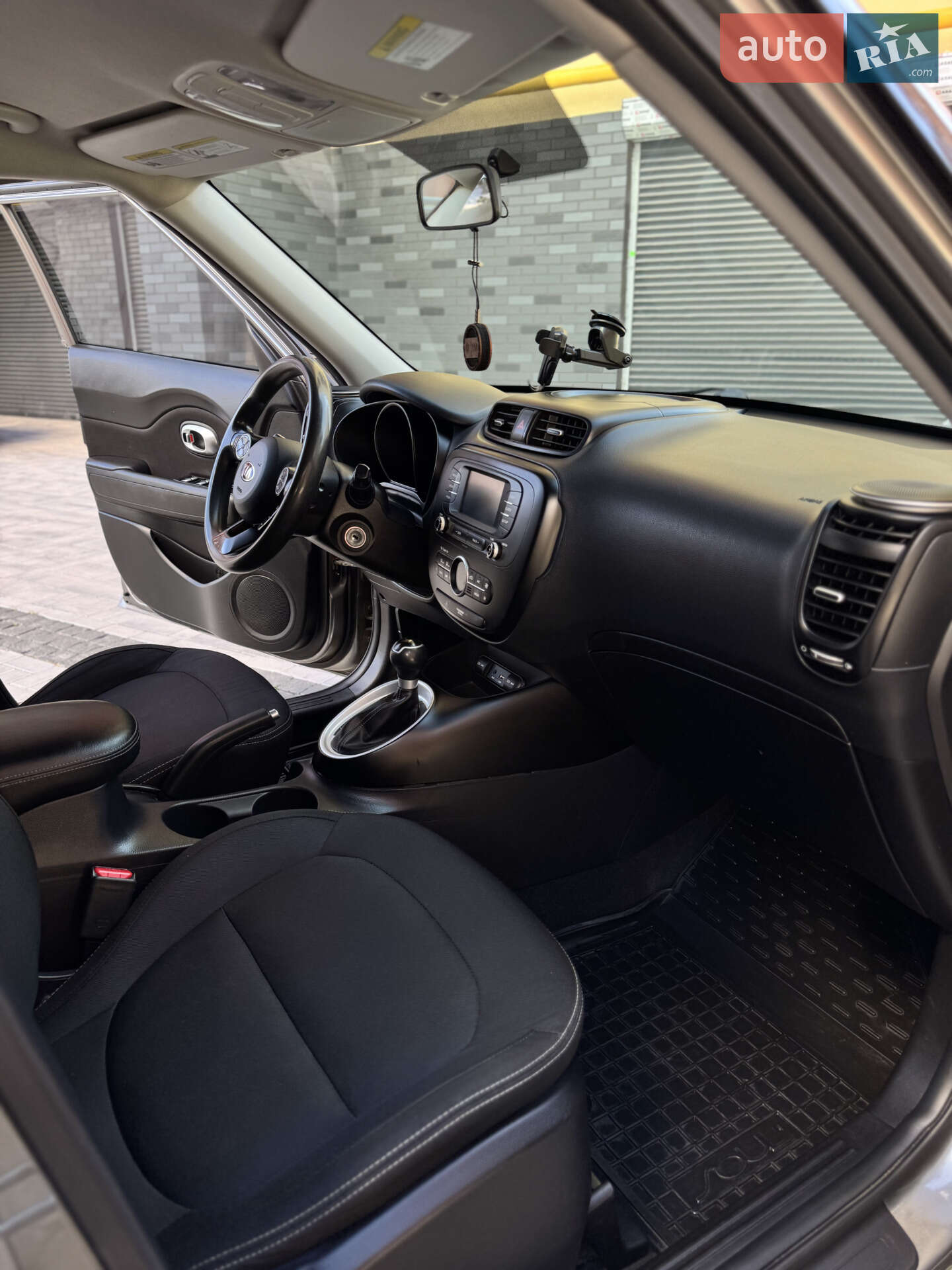 Kia Soul 2017 VIN KNDJP3A55H7504462 фото оголошення 17 з 18