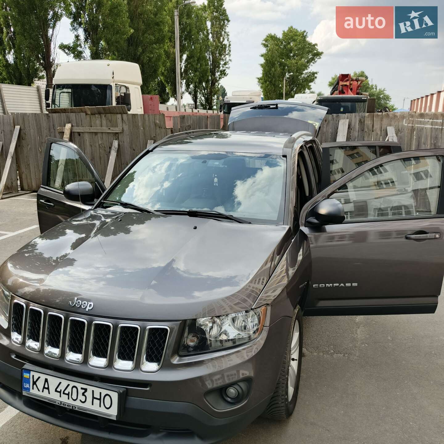Jeep Compass 2016 VIN 1C4NJDBB3GD756806 фото оголошення 4 з 23