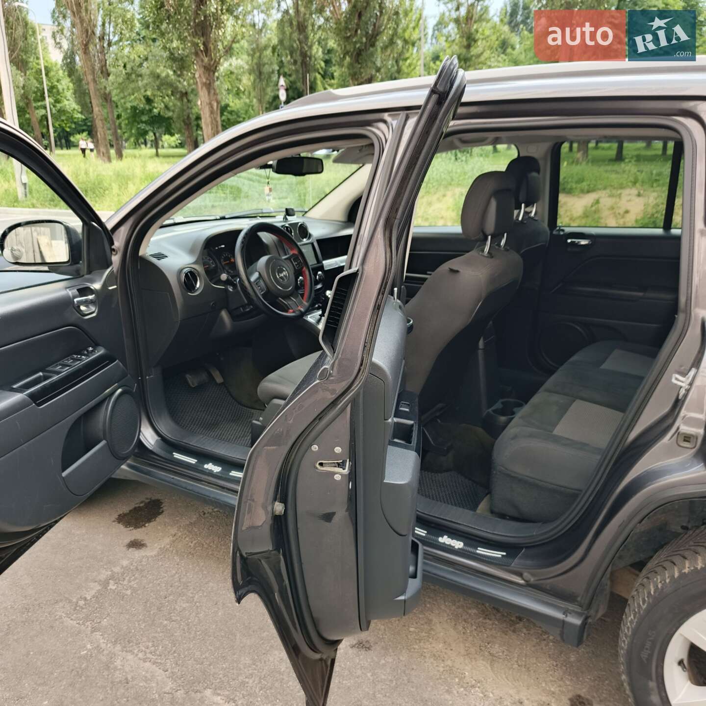 Jeep Compass 2016 VIN 1C4NJDBB3GD756806 фото оголошення 11 з 23