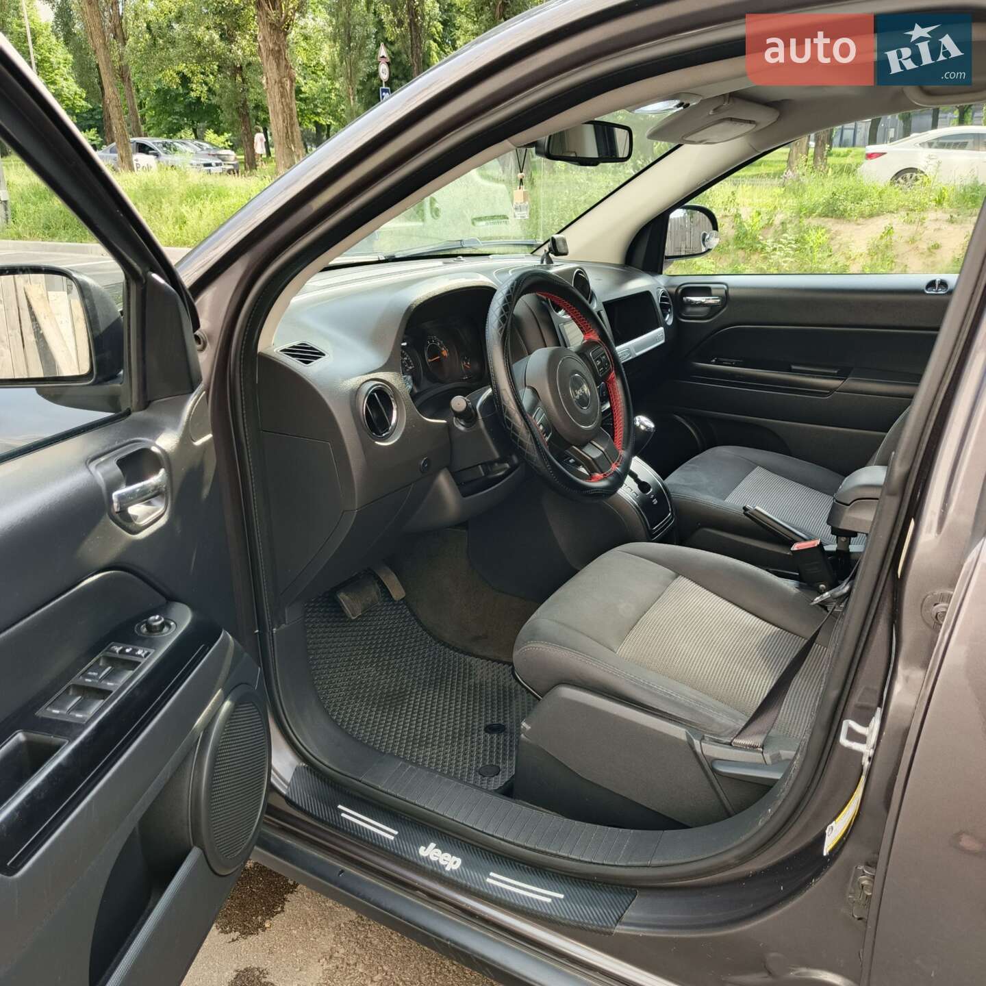 Jeep Compass 2016 VIN 1C4NJDBB3GD756806 фото оголошення 13 з 23