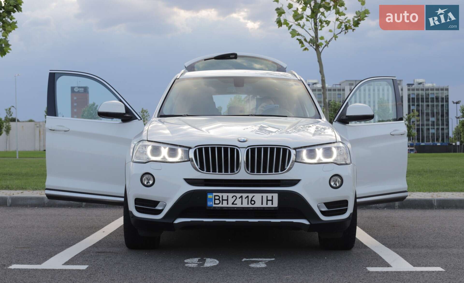 BMW X3 2016 VIN WBAWX310900L75047 фото оголошення 8 з 26
