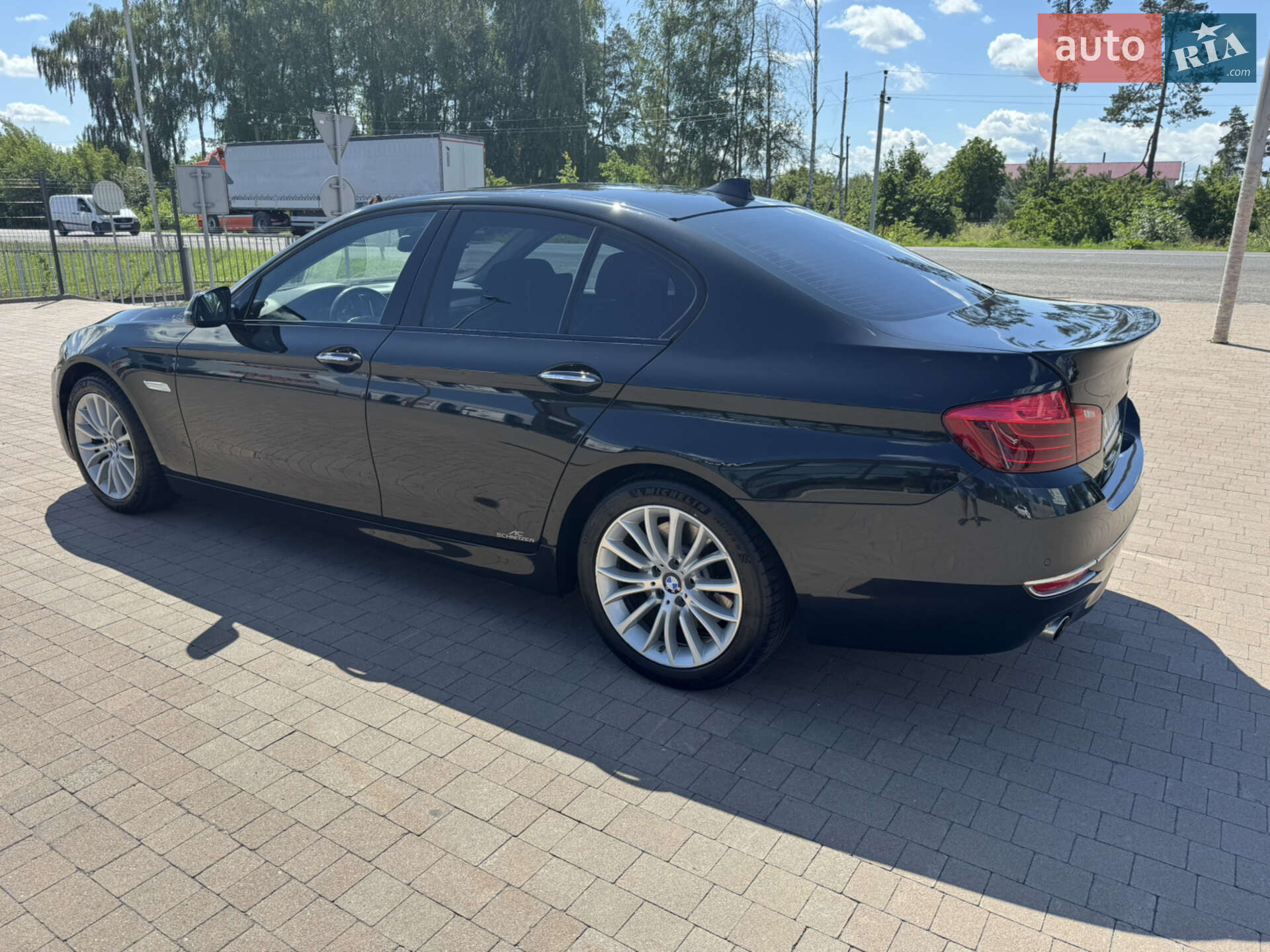BMW 5 Series 2015 VIN WBA5D71020G248966 фото оголошення 14 з 76