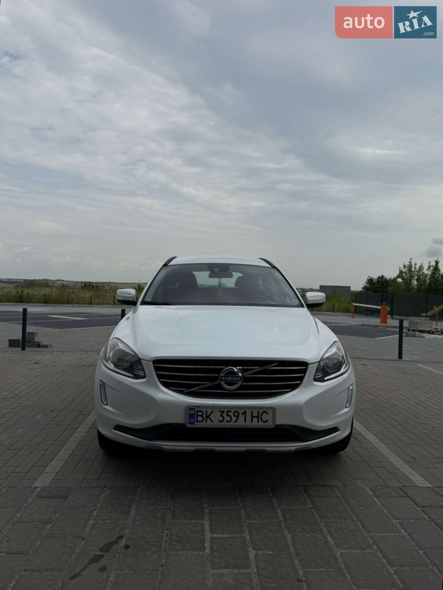 Volvo Xc60 2014 VIN YV4612RJ7F2697272 фото оголошення 2 з 31
