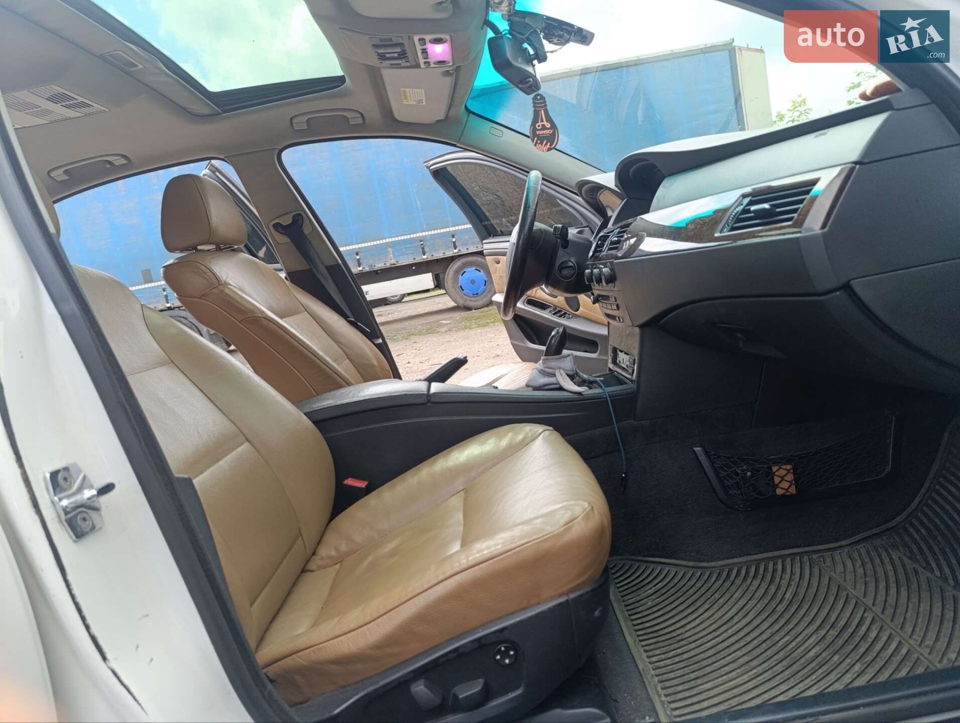 BMW 5 Series 2007 VIN WBANV13518BZ47680 фото оголошення 3 з 6