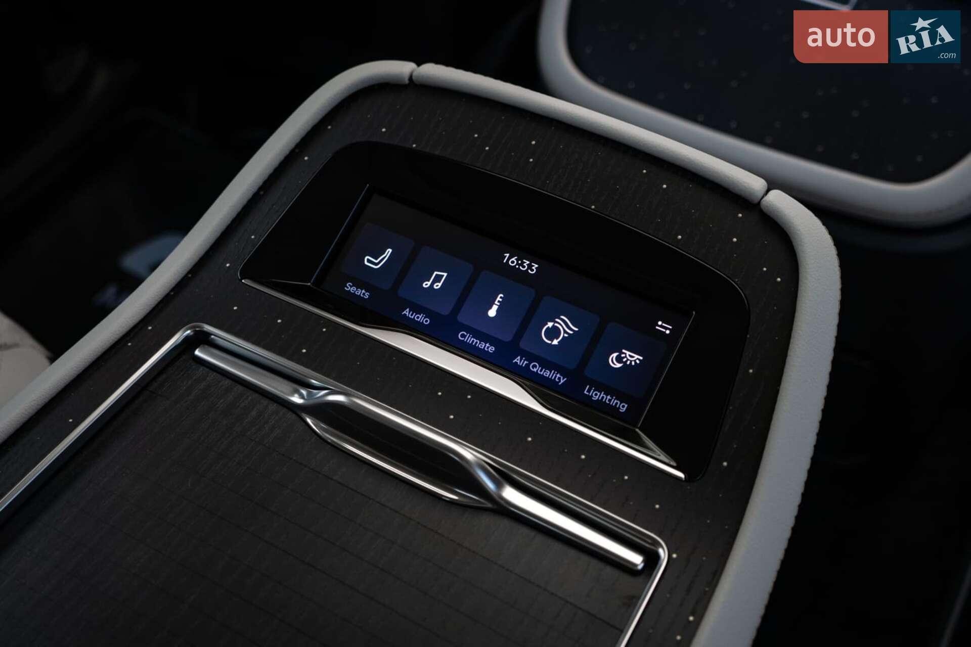Lincoln Navigator 2025 VIN 5LMJJ3TG6SEL07134 фото оголошення 56 з 60