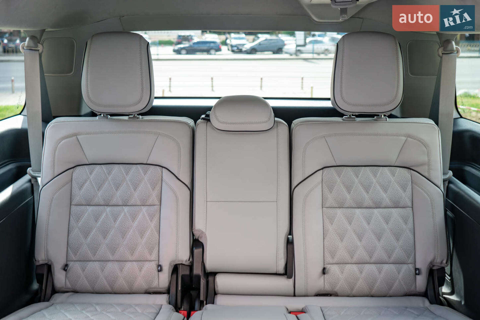 Lincoln Navigator 2025 VIN 5LMJJ3TG6SEL07134 фото оголошення 58 з 60
