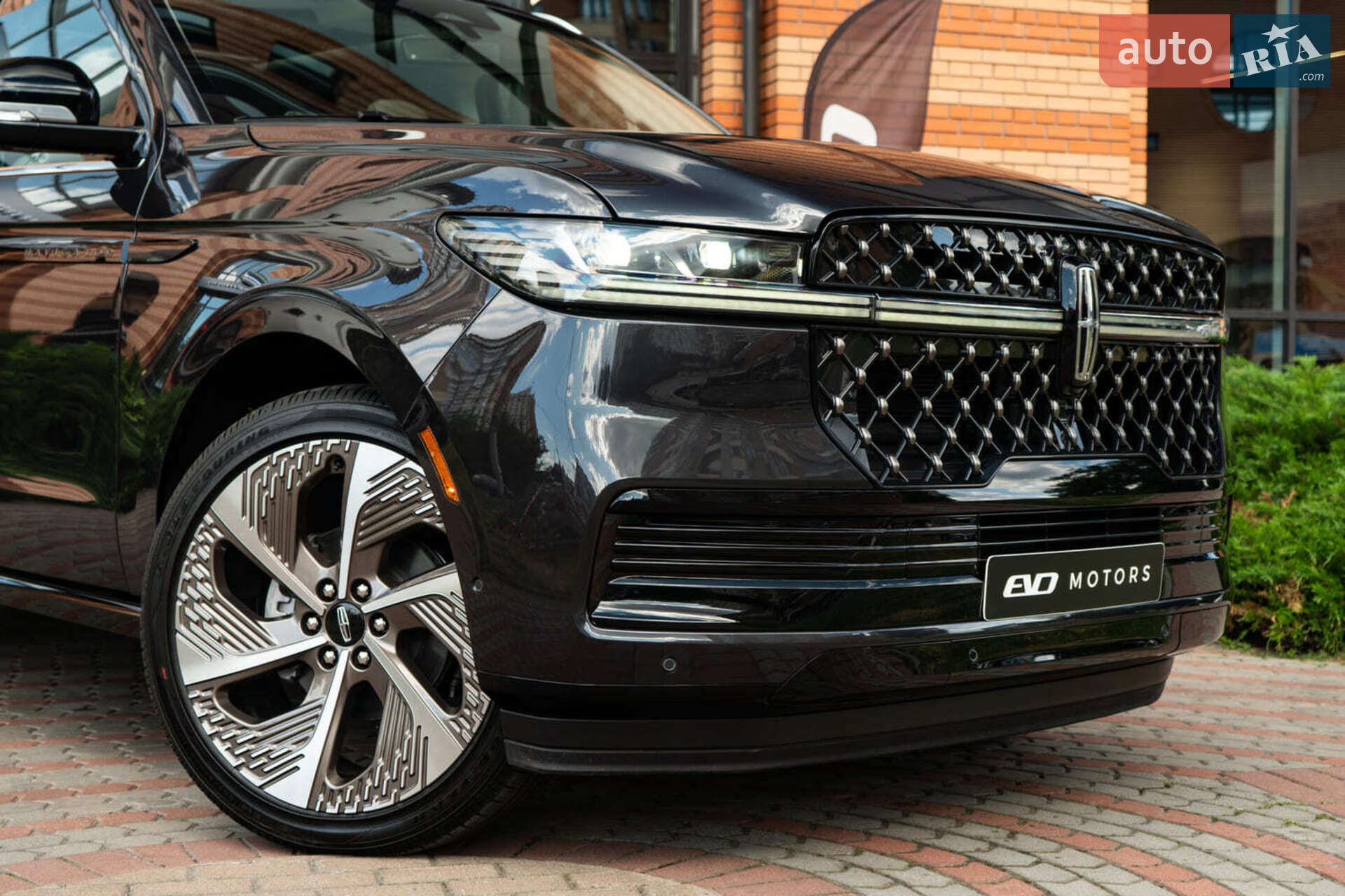 Lincoln Navigator 2025 VIN 5LMJJ3TG6SEL07134 фото оголошення 20 з 60