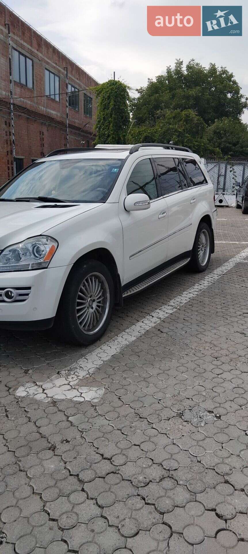 Mercedes-Benz GL-Class 2008 VIN 4JGBF22EX8A440661 фото оголошення 4 з 27