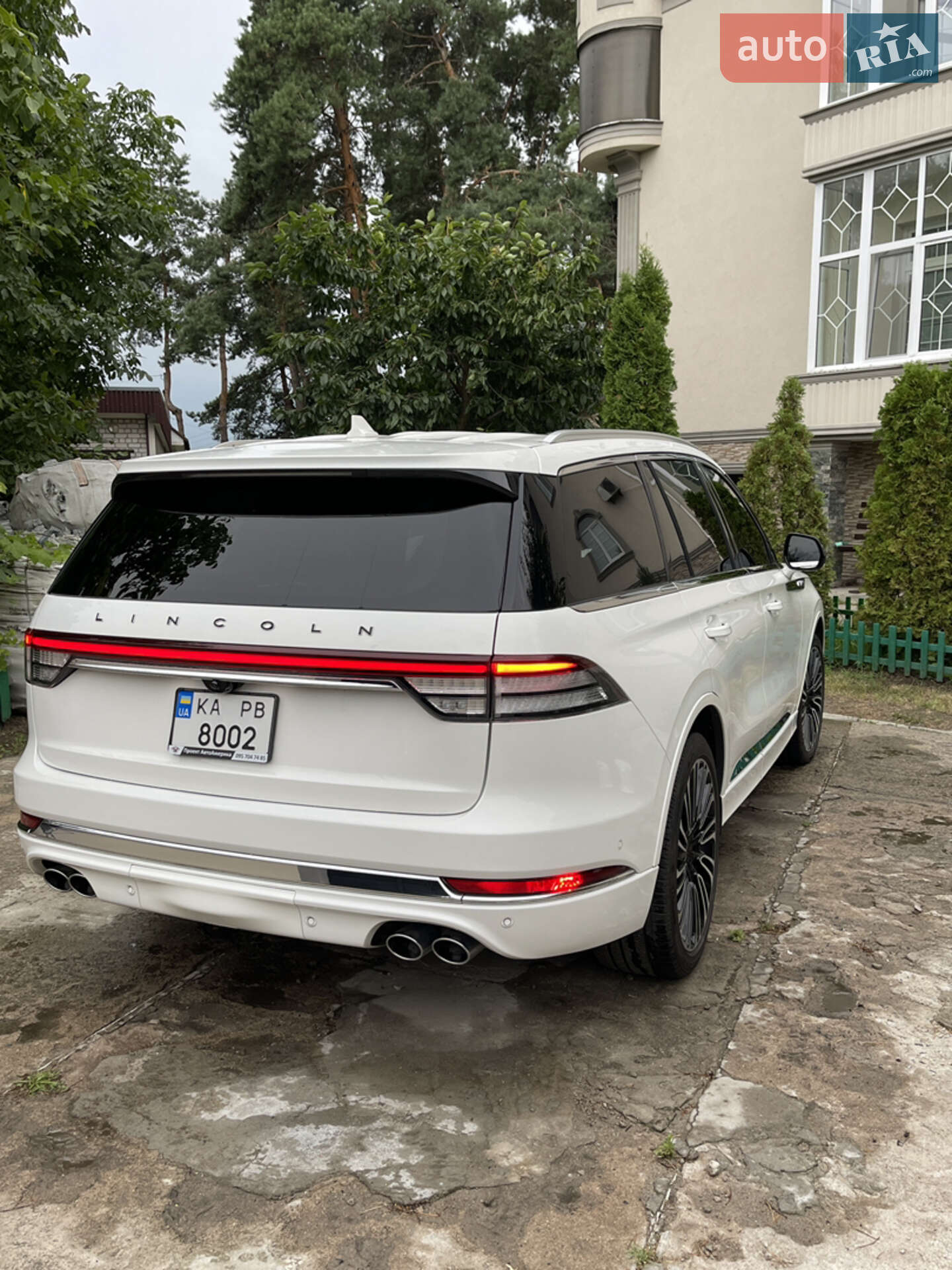 Lincoln Aviator 2023 VIN 5LM5J9XCXPGL05782 фото оголошення 11 з 40