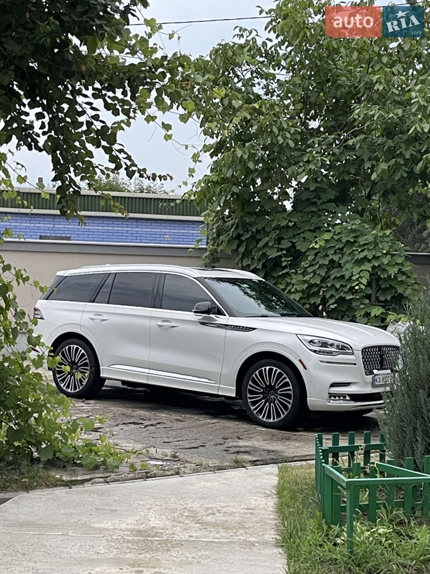 Lincoln Aviator 2023 VIN 5LM5J9XCXPGL05782 фото оголошення 26 з 40