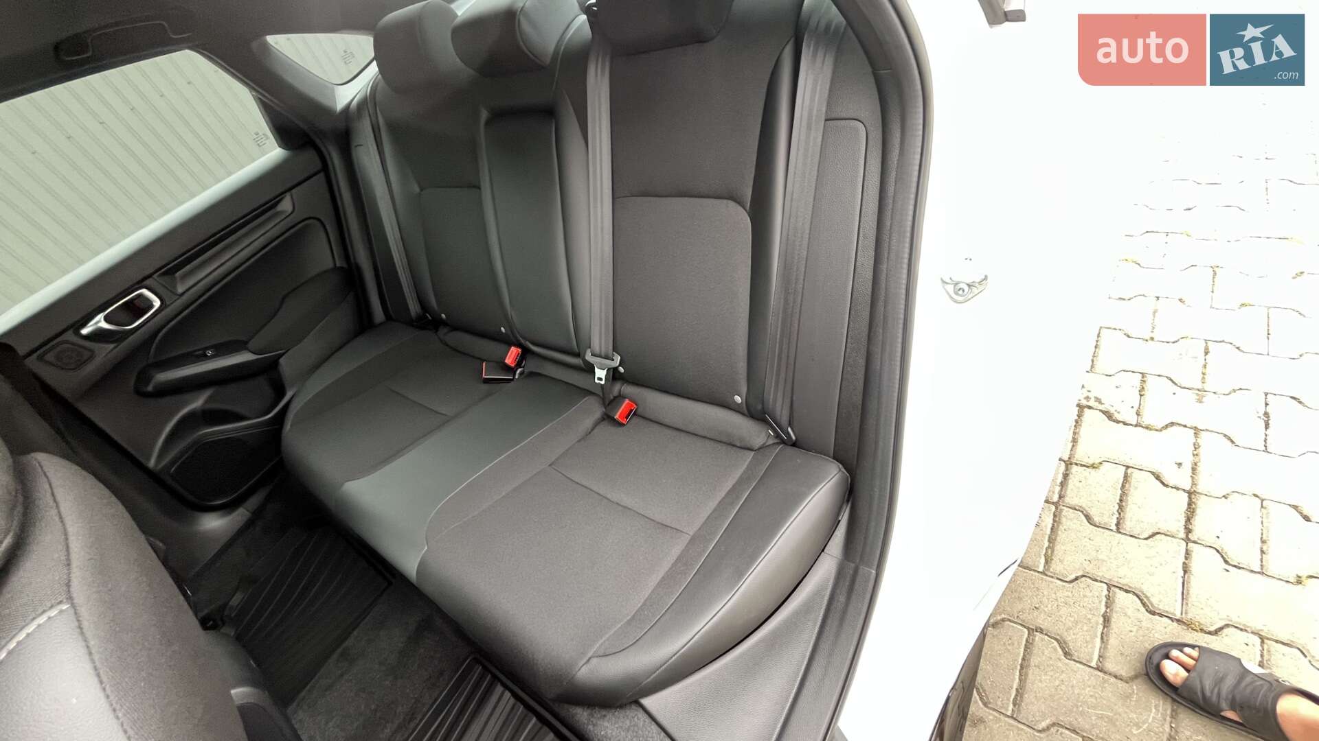 Honda Civic 2024 VIN 2HGFE4F88SH001171 фото оголошення 16 з 33