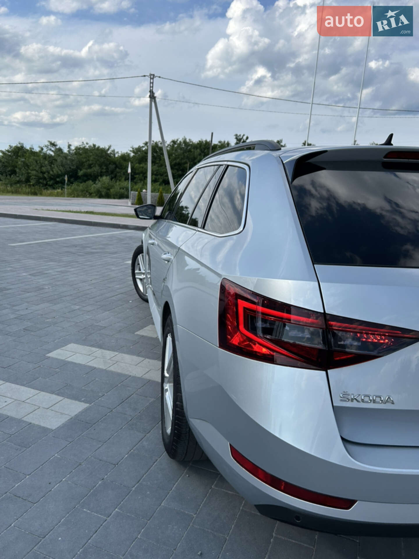 Skoda Superb 2017 VIN TMBJH7NP3J7505549 фото оголошення 49 з 50