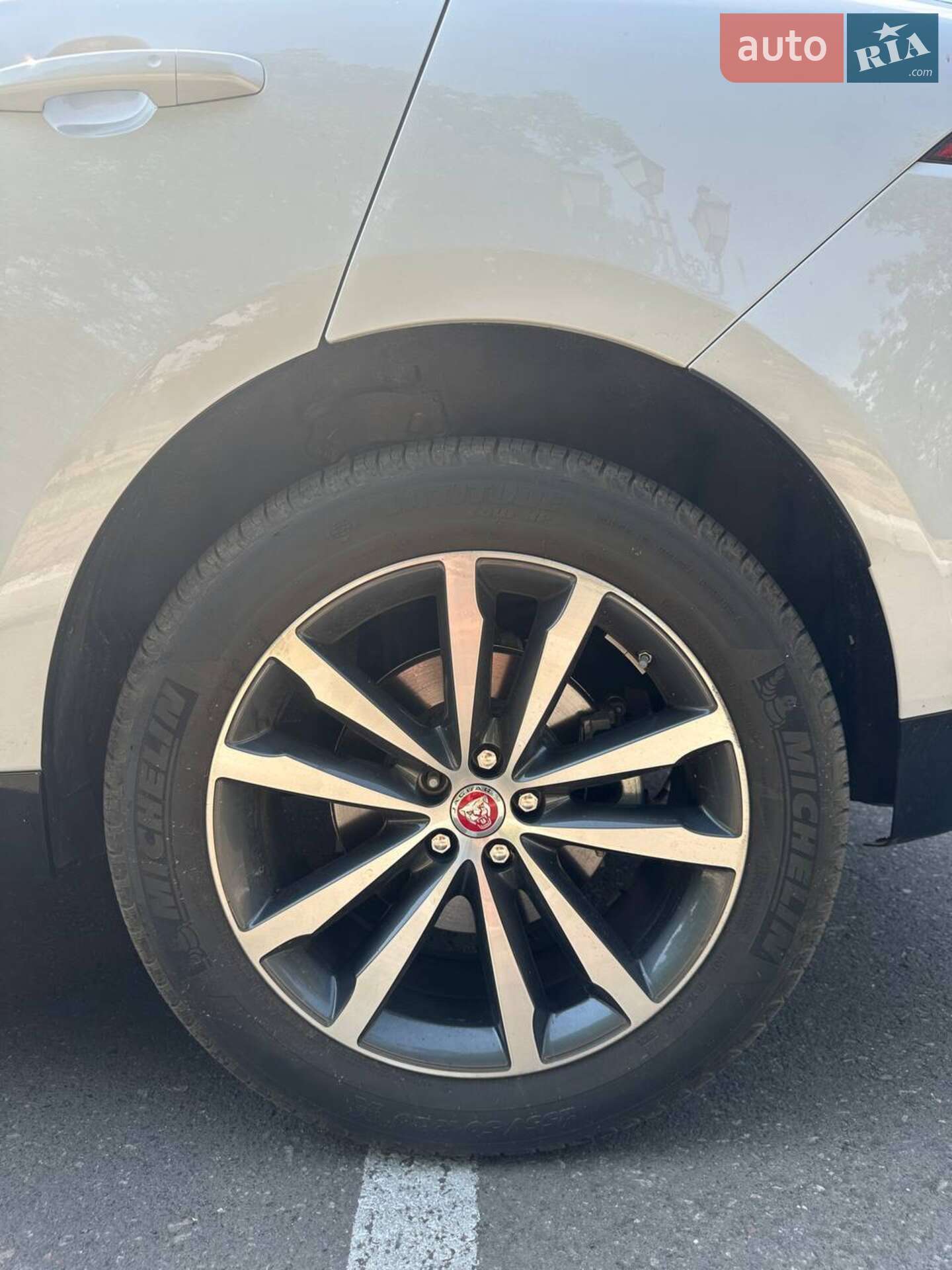 Jaguar F-Pace 2021 VIN SADCJ2EX4MA668254 фото оголошення 9 з 10
