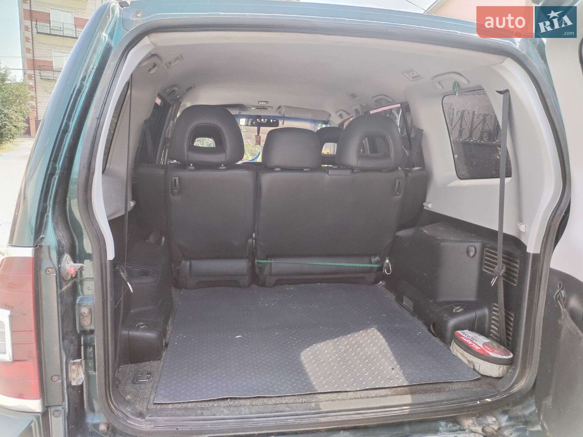 Mitsubishi Pajero 2000 VIN JMBLYV75W1J001580 фото оголошення 2 з 15