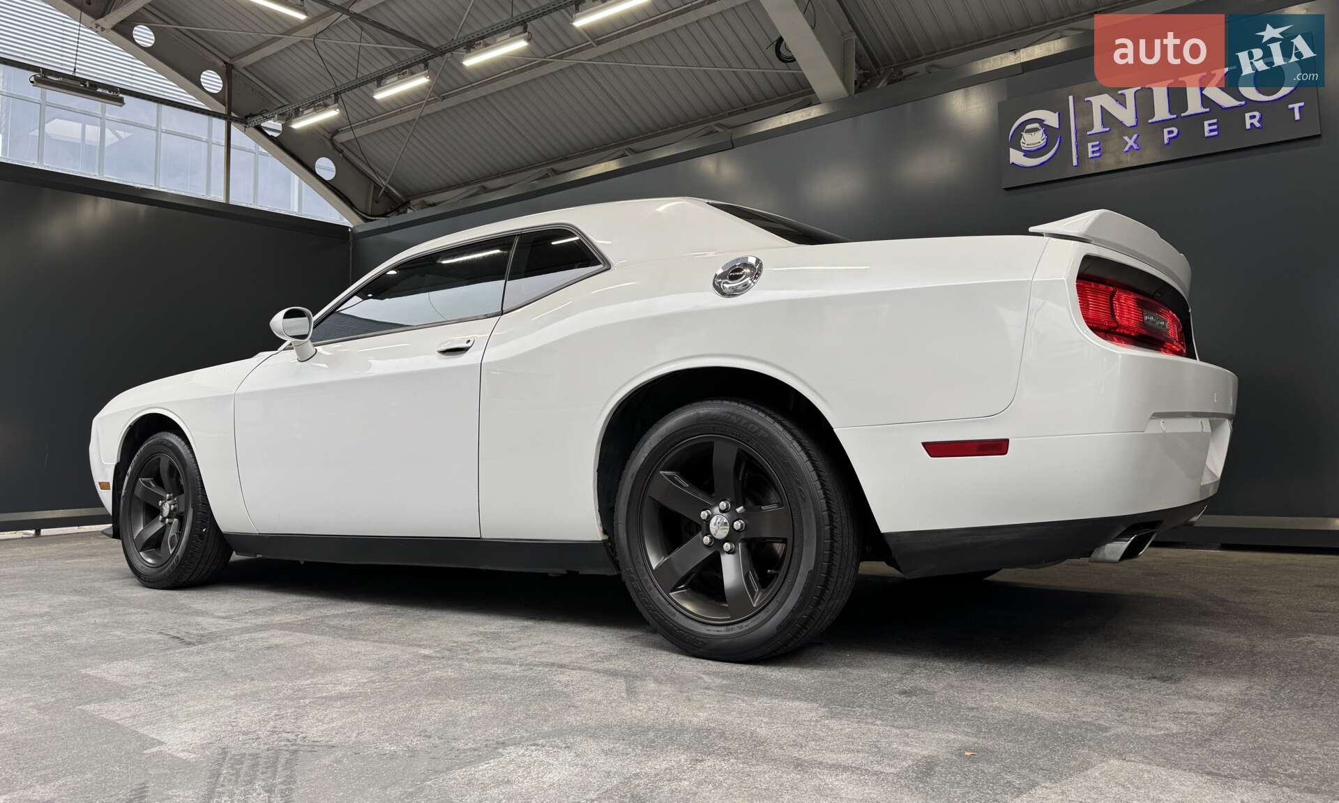 Dodge Challenger 2013 VIN 2C3CDYAG2EH177166 фото оголошення 10 з 40