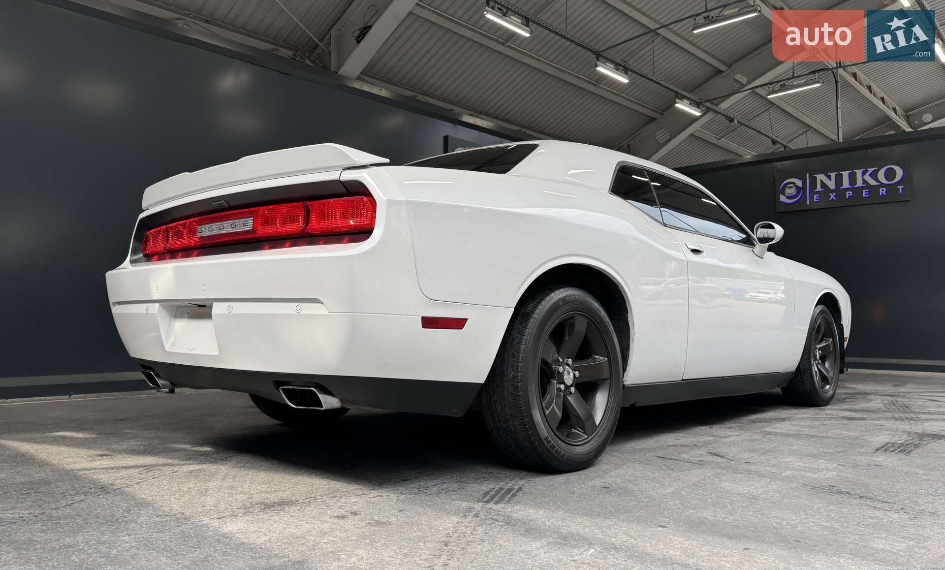 Dodge Challenger 2013 VIN 2C3CDYAG2EH177166 фото оголошення 18 з 40