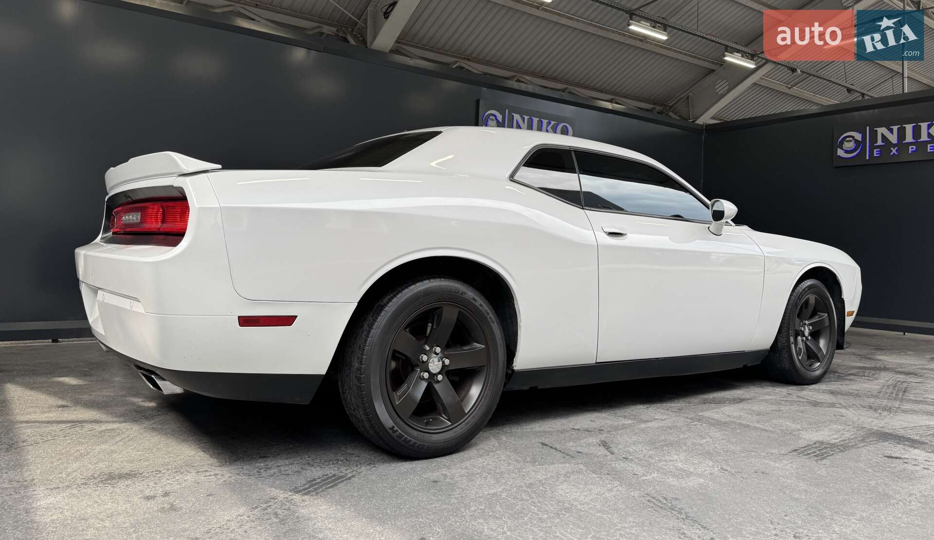 Dodge Challenger 2013 VIN 2C3CDYAG2EH177166 фото оголошення 19 з 40