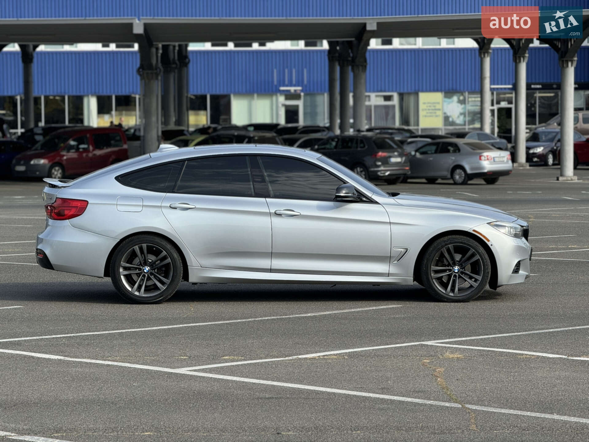 BMW 3 Series 2017 VIN WBA8Z9C34HG827387 фото оголошення 7 з 37