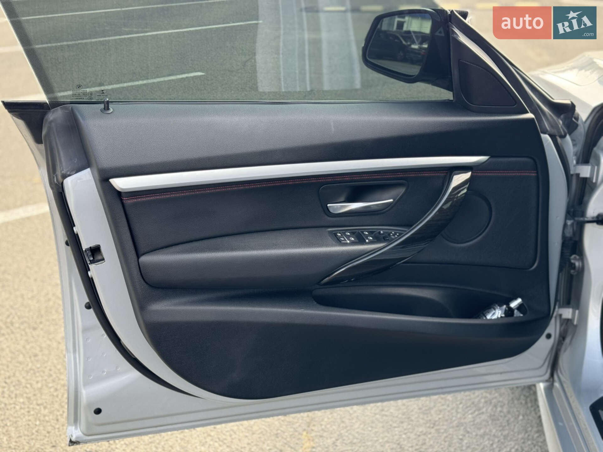 BMW 3 Series 2017 VIN WBA8Z9C34HG827387 фото оголошення 19 з 37