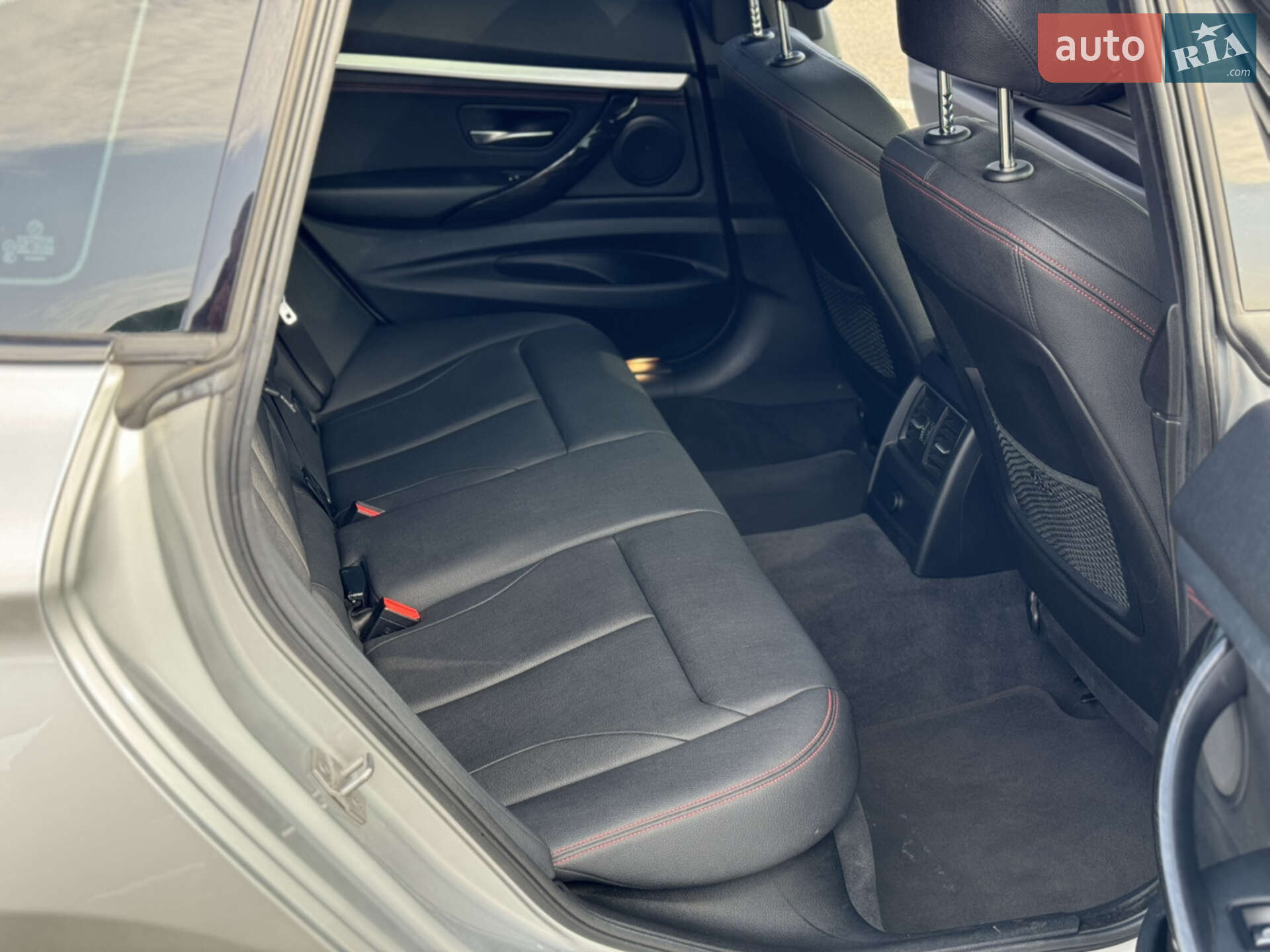 BMW 3 Series 2017 VIN WBA8Z9C34HG827387 фото оголошення 28 з 37