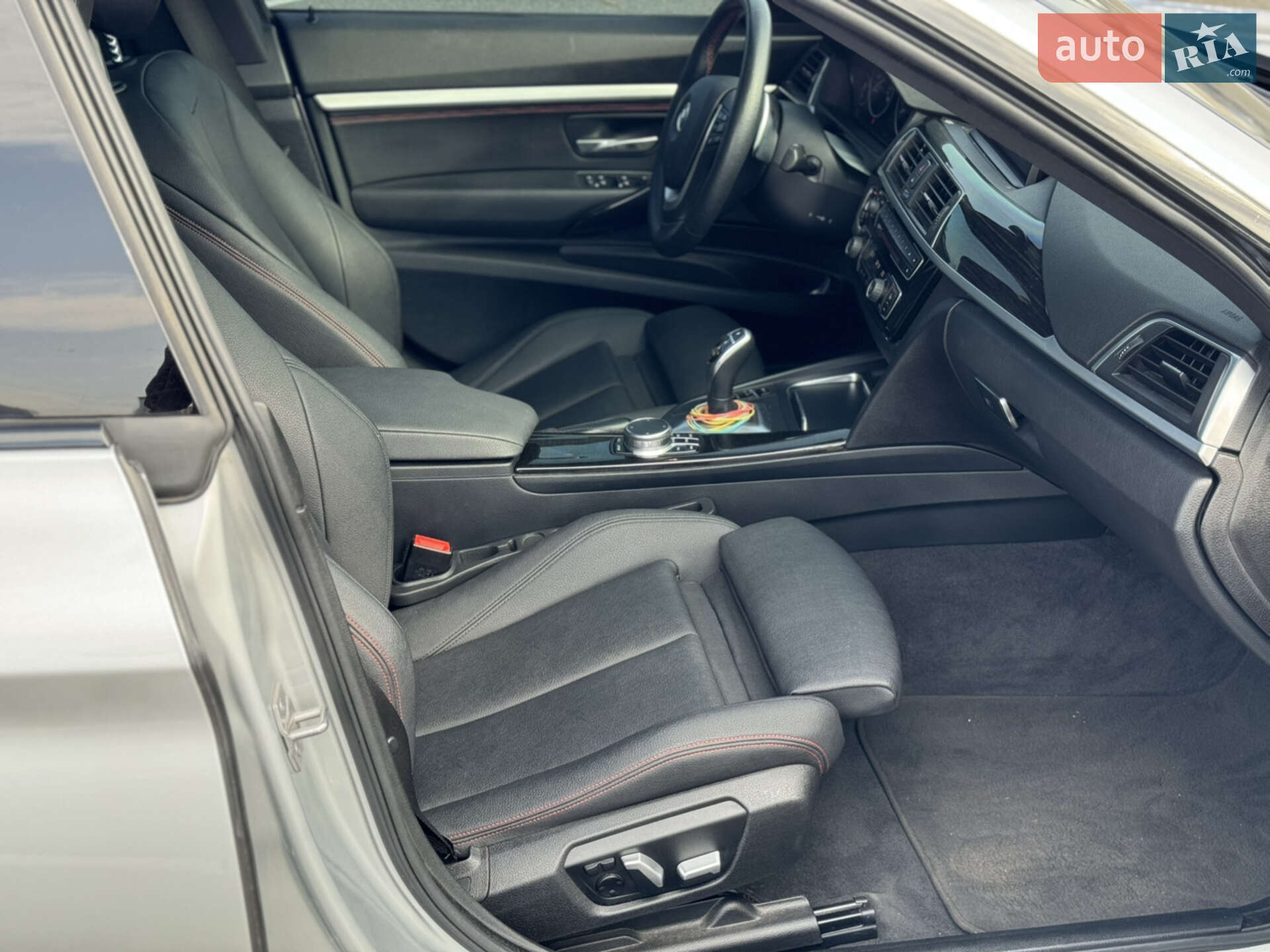 BMW 3 Series 2017 VIN WBA8Z9C34HG827387 фото оголошення 29 з 37