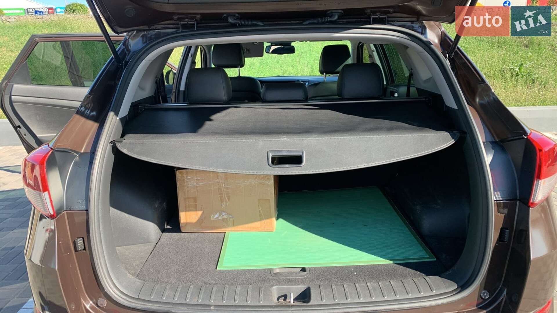 Hyundai Tucson 2017 VIN TMAJ3813DJJ470246 фото оголошення 12 з 17