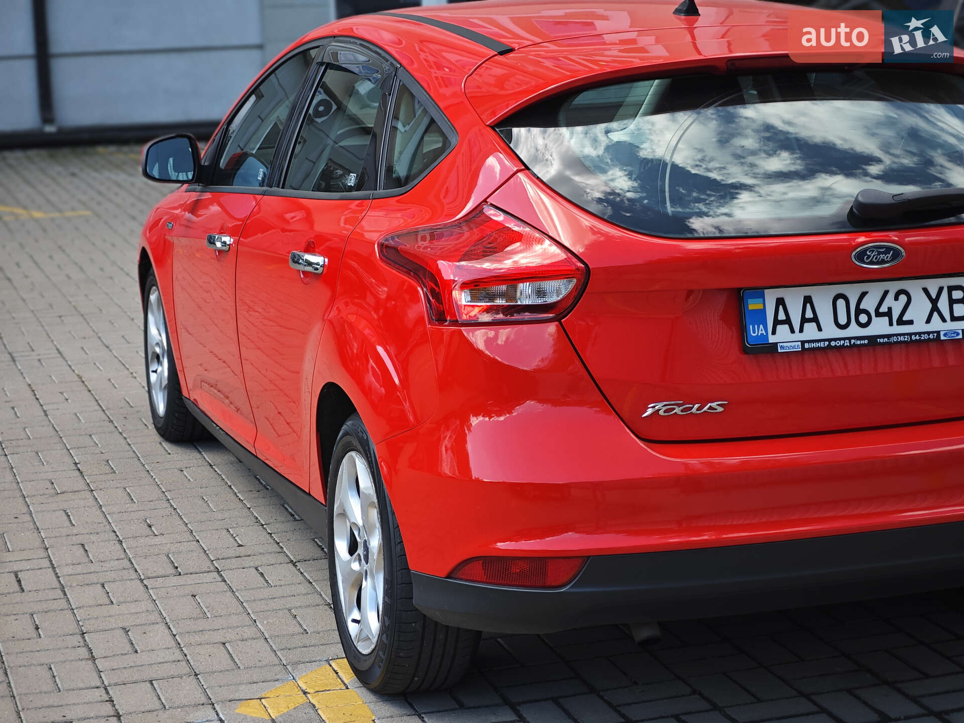 Ford Focus 2015 VIN WF05XXGCC5FL43732 фото оголошення 9 з 32