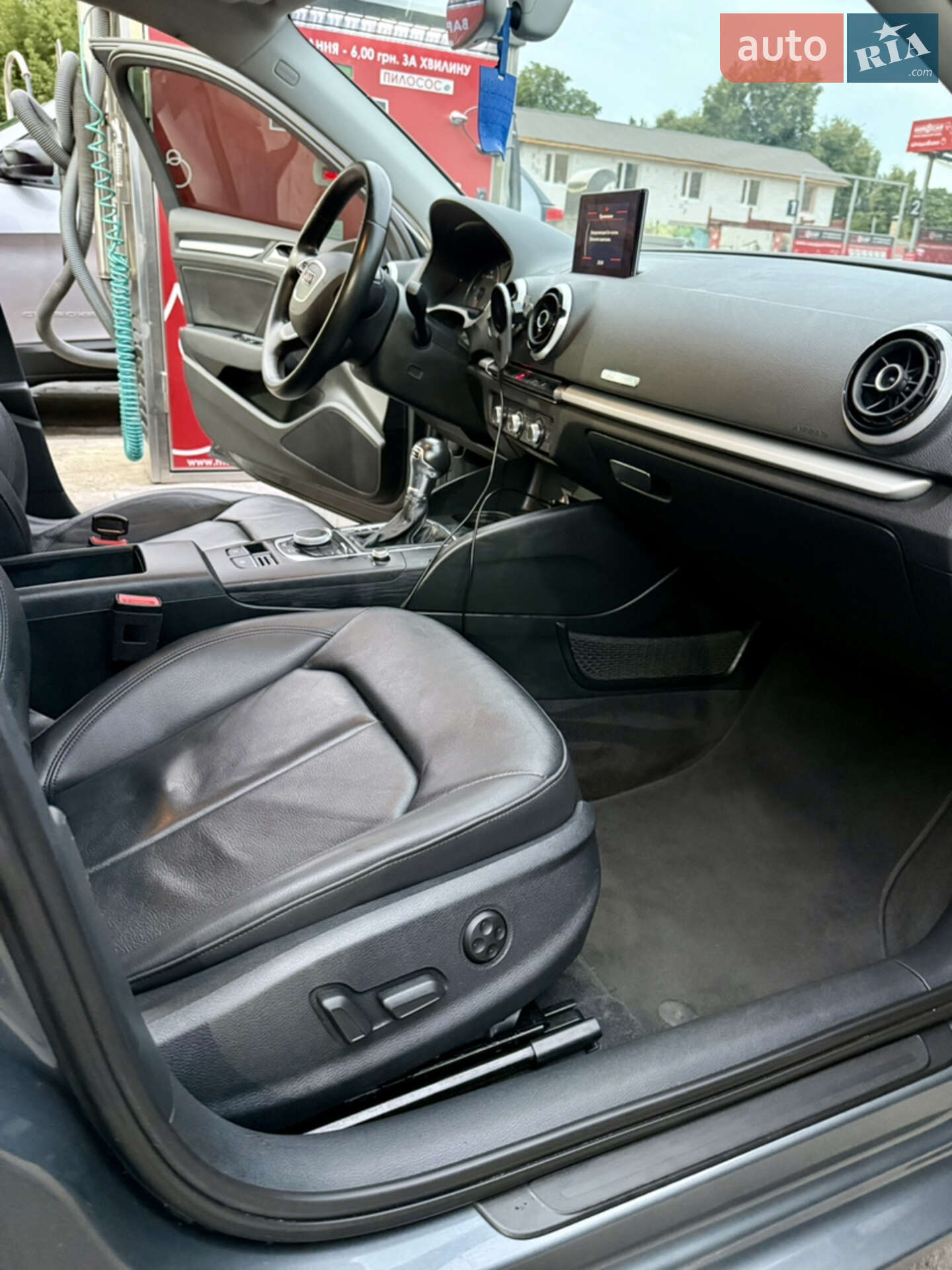 Audi A3 2016 VIN WAUZZZ8V4G1107846 фото оголошення 8 з 10